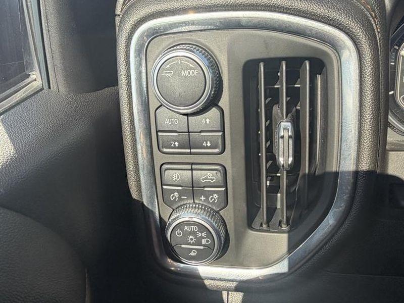 GMC Sierra 1500 4WD Crew Cab 147" AT4 2021