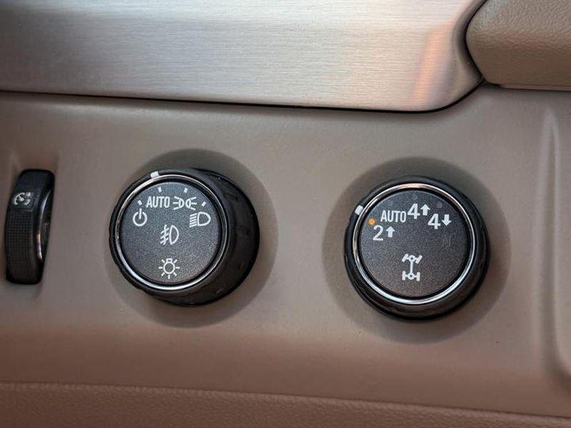GMC Yukon XL 4WD 4dr SLT 2020