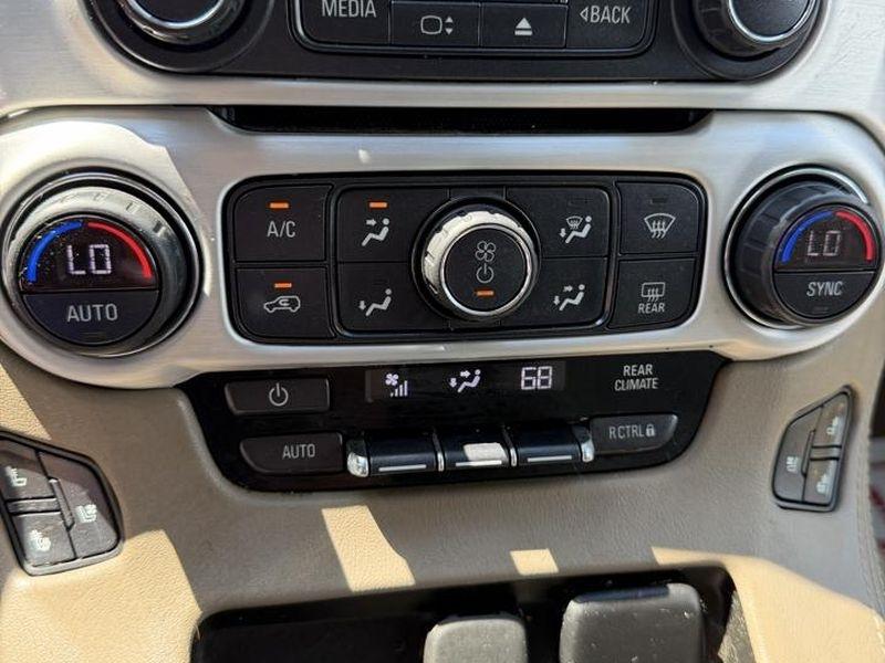 GMC Yukon XL 4WD 4dr SLT 2020