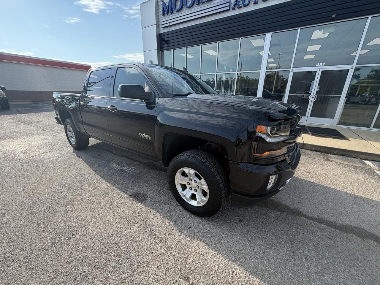 2018 Chevrolet Silverado 1500 4WD Crew Cab 143.5" LT w/2LT