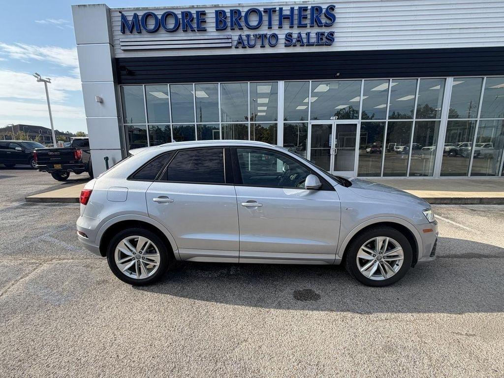2018 Audi Q3 2.0 TFSI Premium FWD