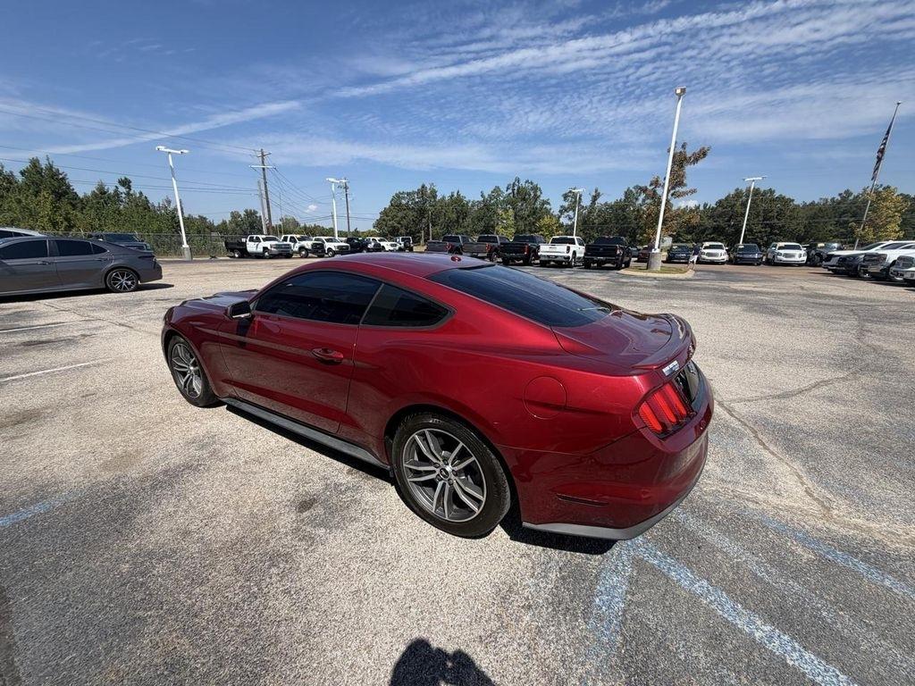 Ford Mustang 2dr Fastback EcoBoost 2015