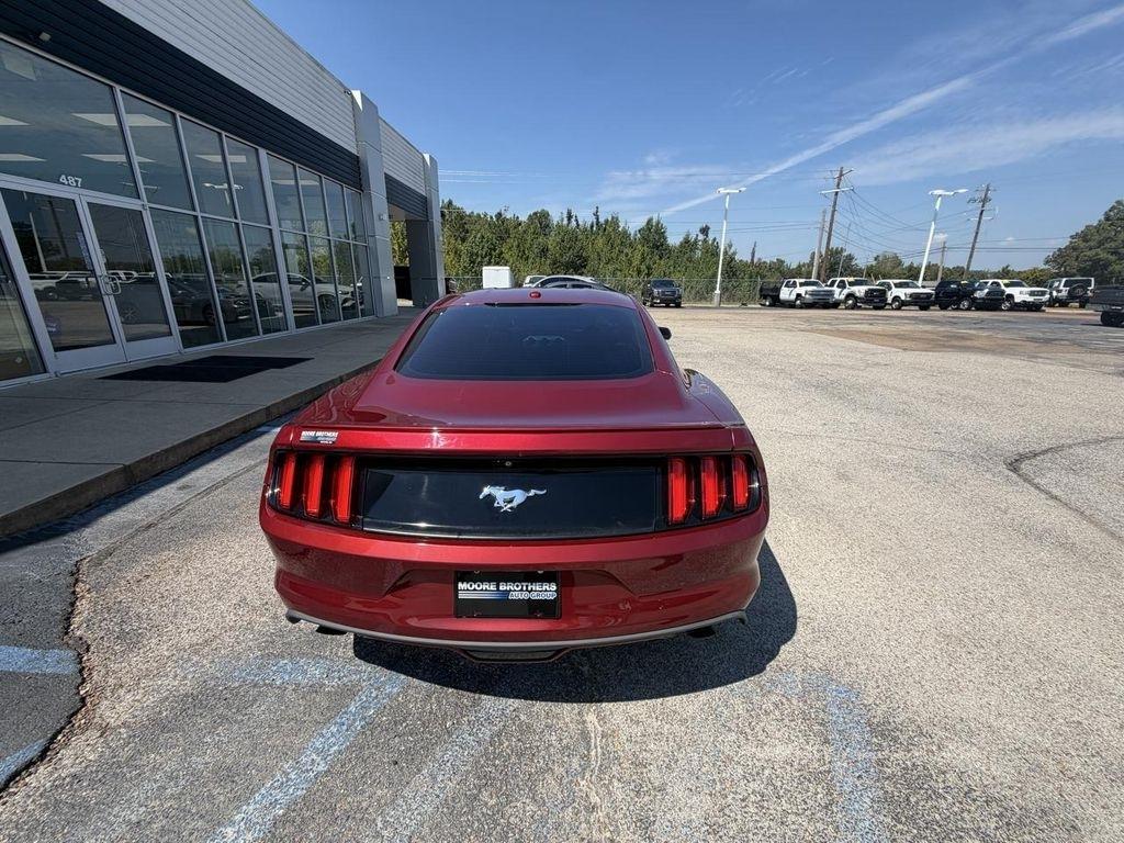 Ford Mustang 2dr Fastback EcoBoost 2015
