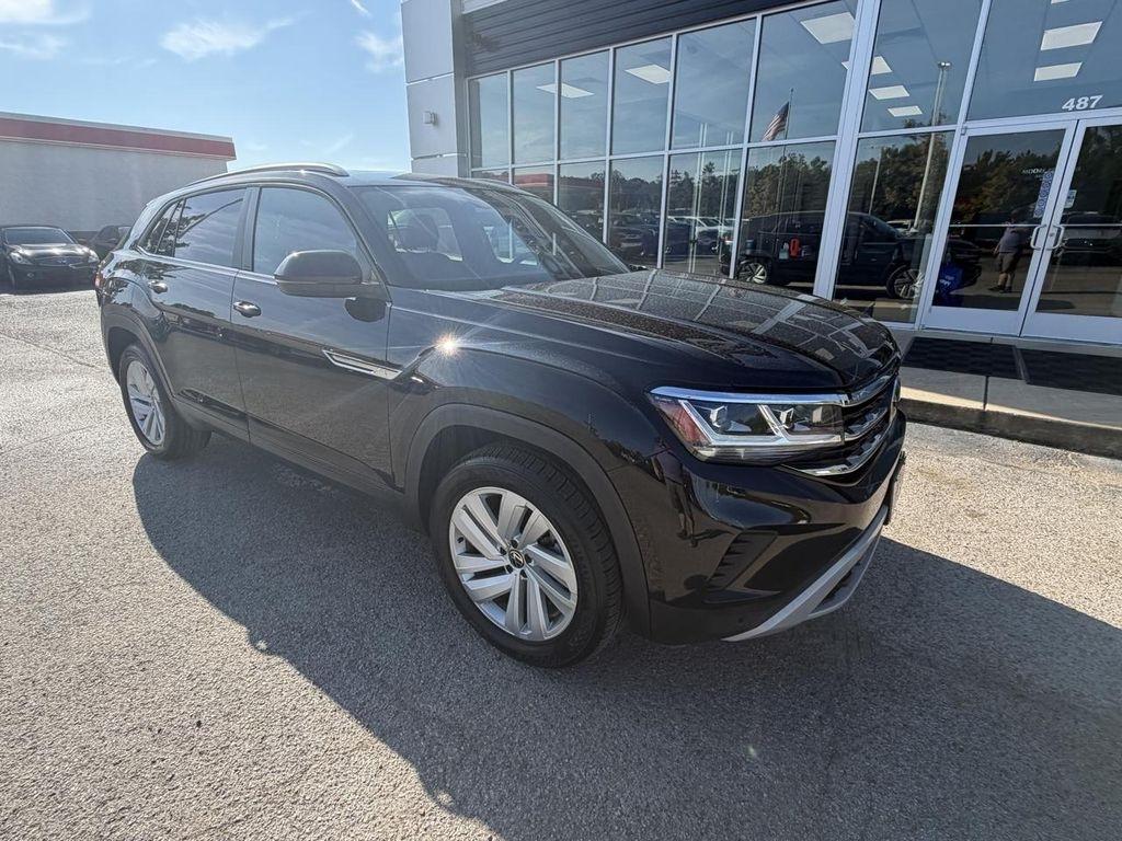 Volkswagen Atlas Cross Sport 3.6L V6 SE w/Technology FWD 2022