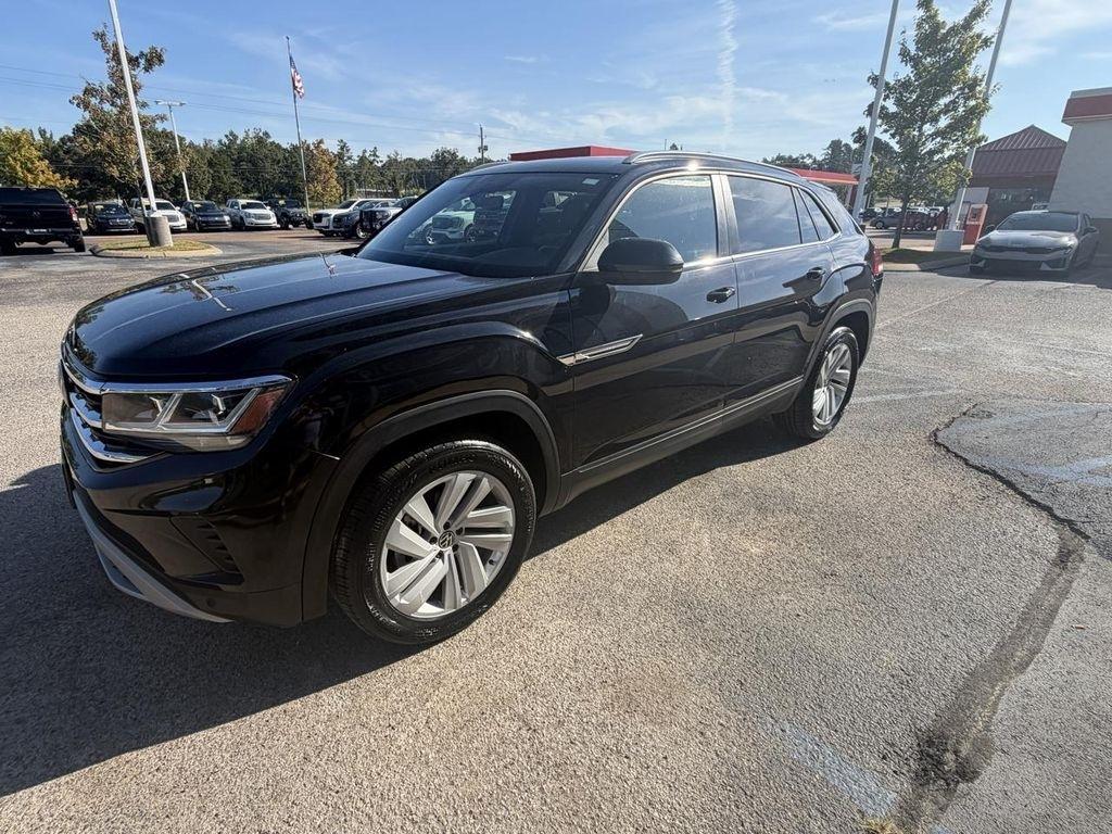 Volkswagen Atlas Cross Sport 3.6L V6 SE w/Technology FWD 2022