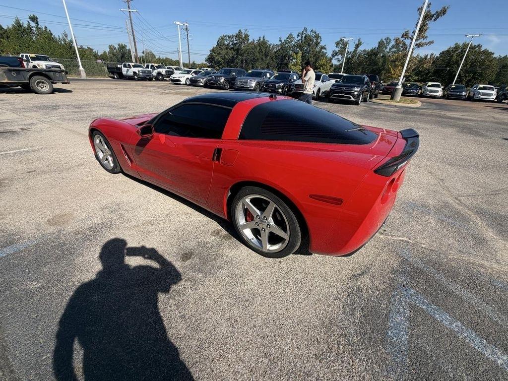 Chevrolet Corvette 2dr Cpe 2005