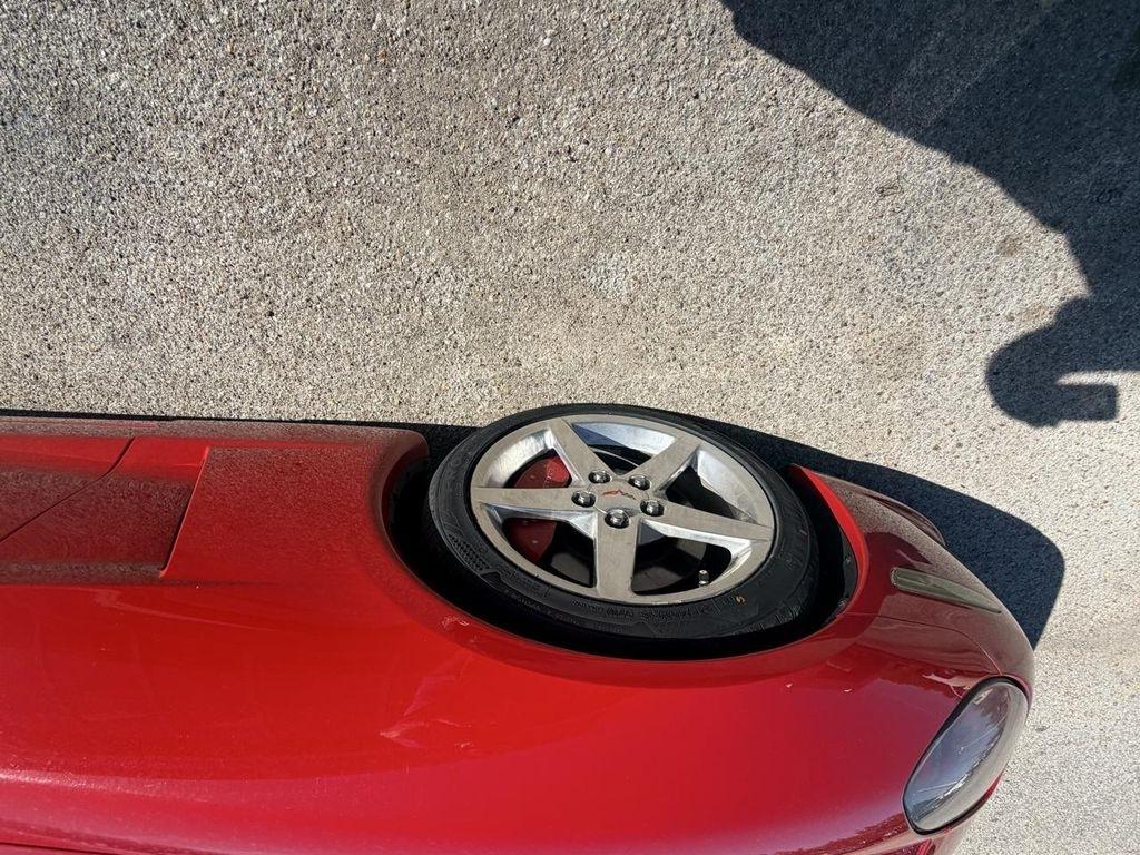 Chevrolet Corvette 2dr Cpe 2005