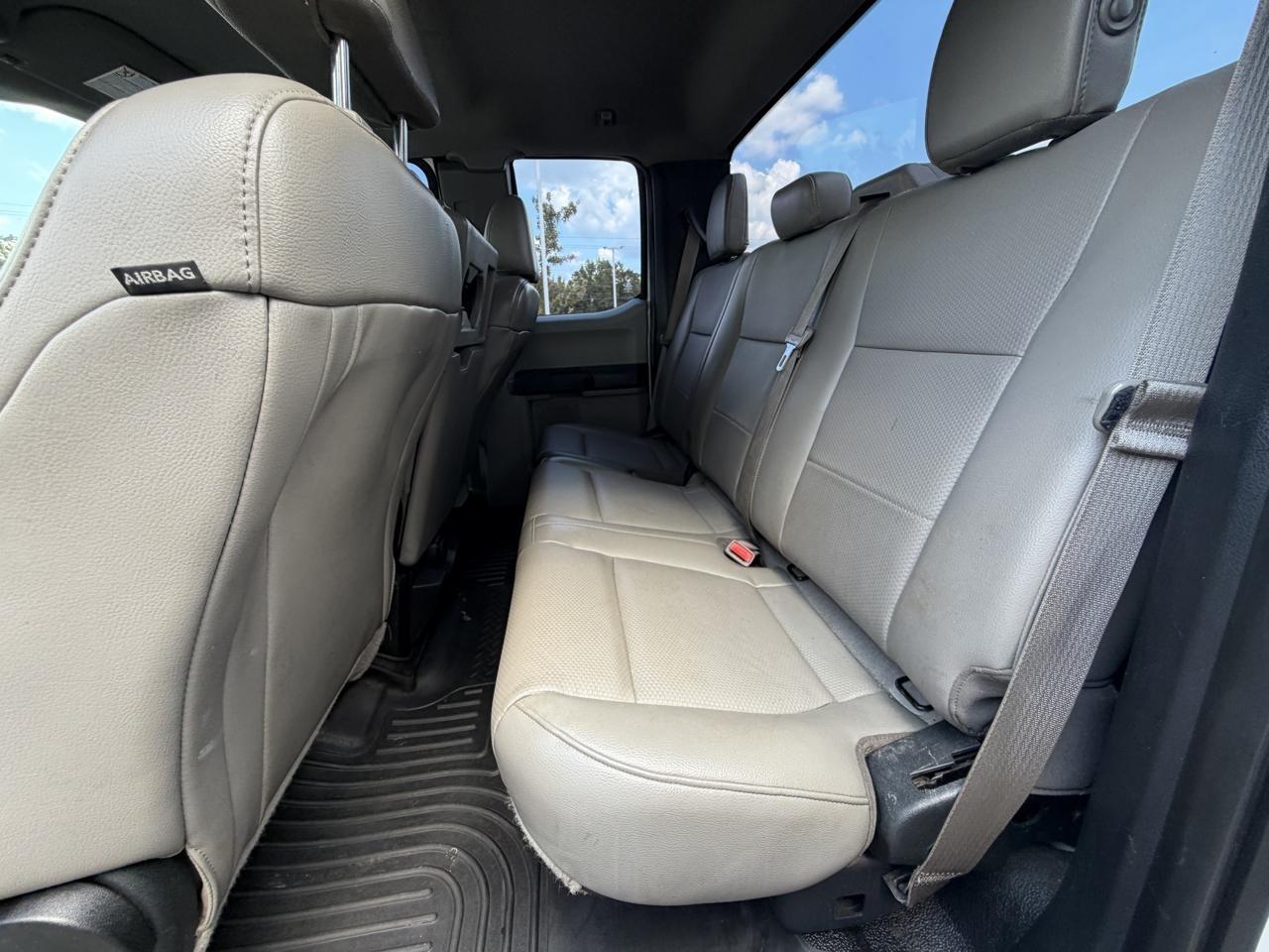 Ford Super Duty F-250 SRW XL 4WD SuperCab 8' Box 2017