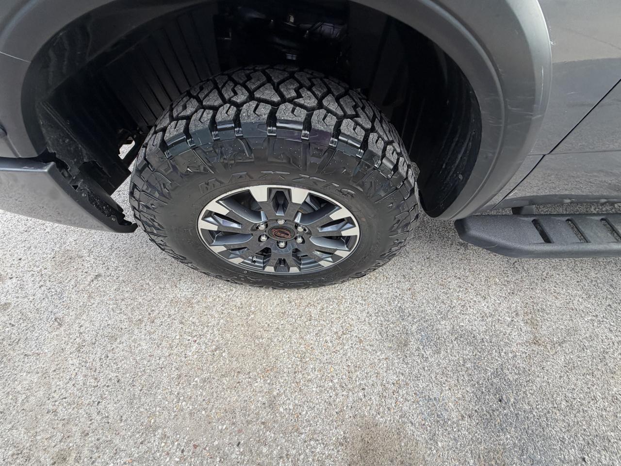 Nissan Titan XD 4x4 Crew Cab PRO-4X 2023