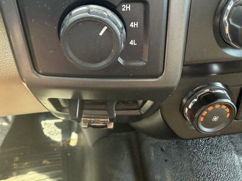 Ford Super Duty F-350 DRW Lariat 4WD SuperCab 168" WB 60" CA 2019