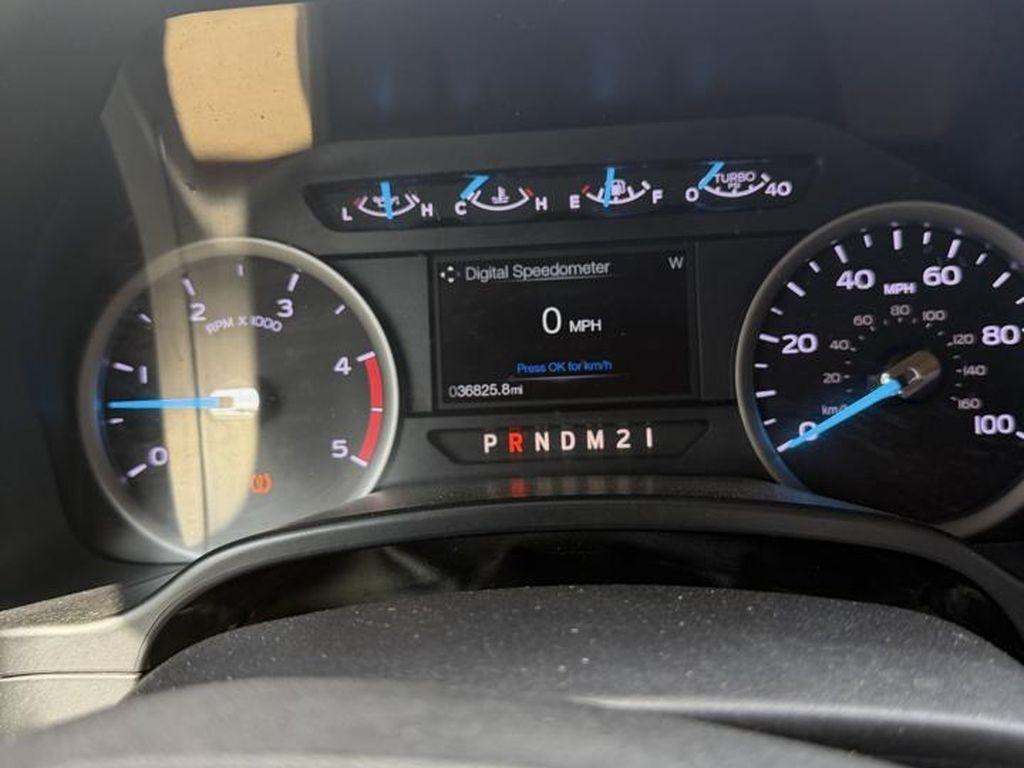 Ford Super Duty F-350 DRW Lariat 4WD SuperCab 168" WB 60" CA 2019