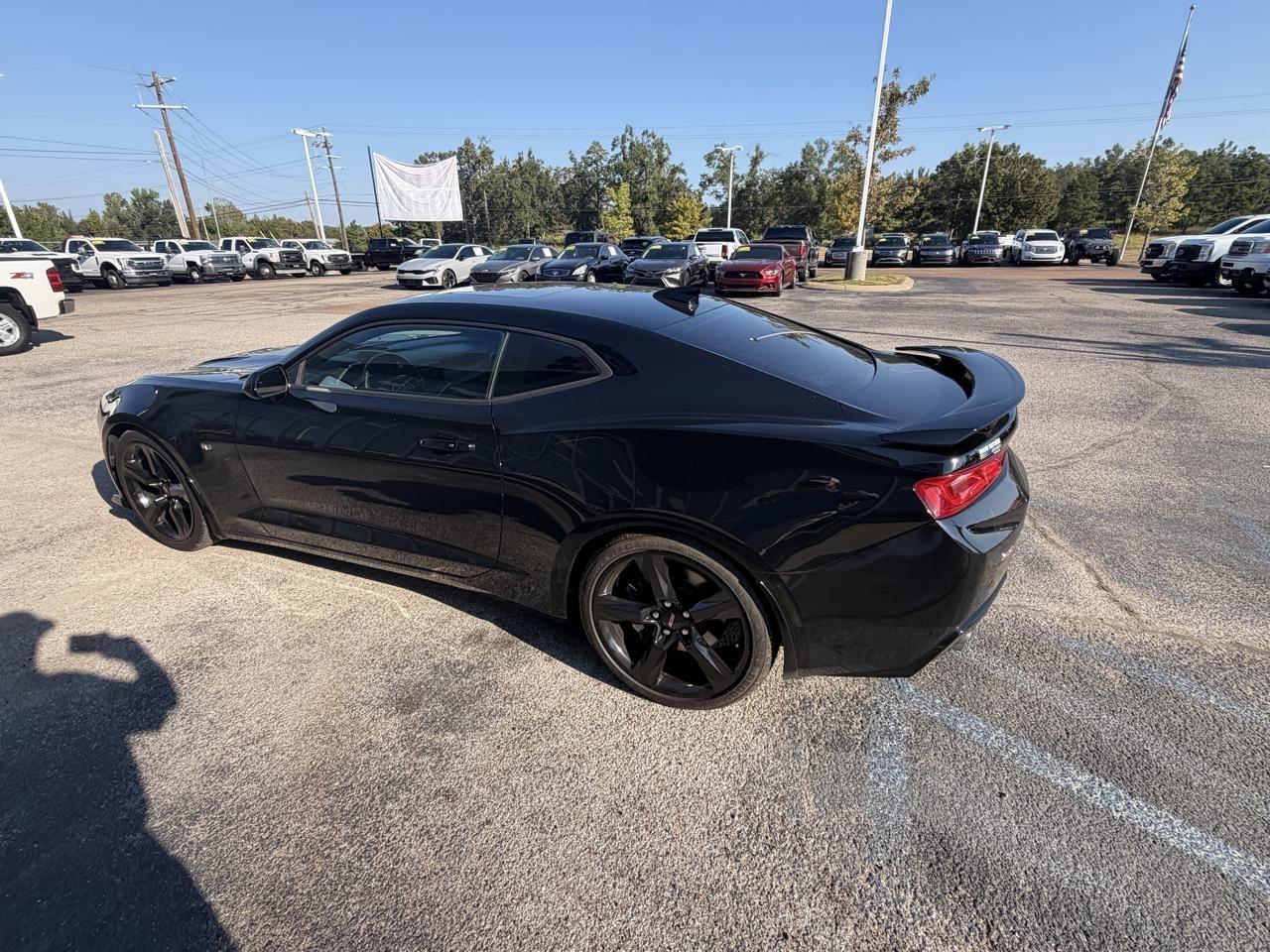 Chevrolet Camaro 2dr Cpe 2SS 2016