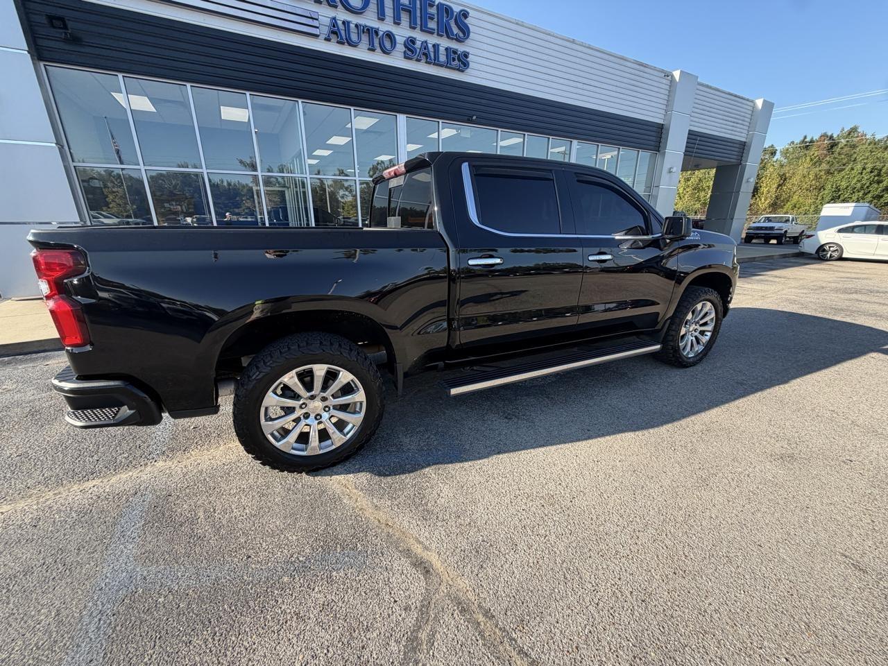 Chevrolet Silverado 1500 4WD Crew Cab 147" High Country 2021