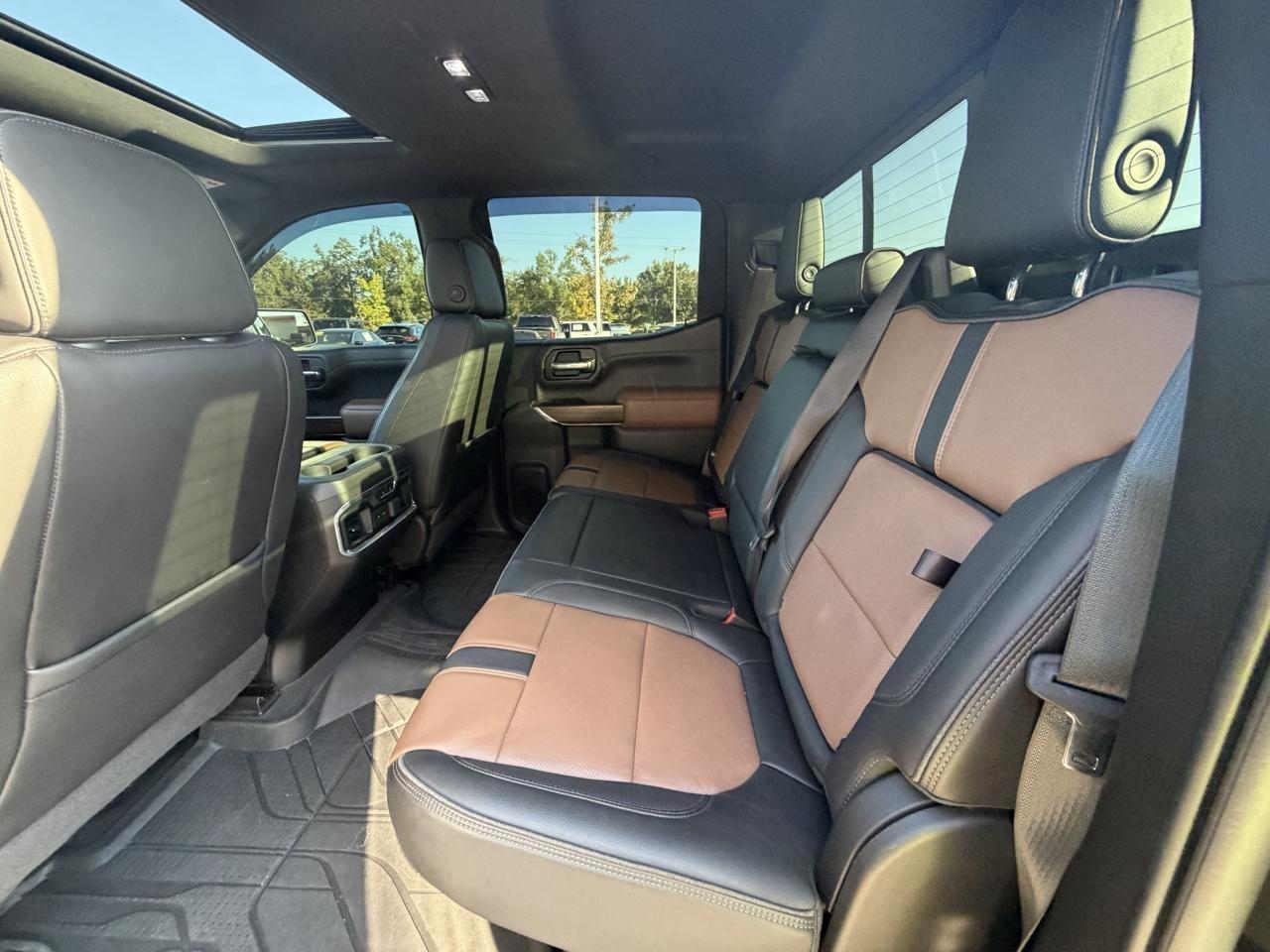 Chevrolet Silverado 1500 4WD Crew Cab 147" High Country 2021
