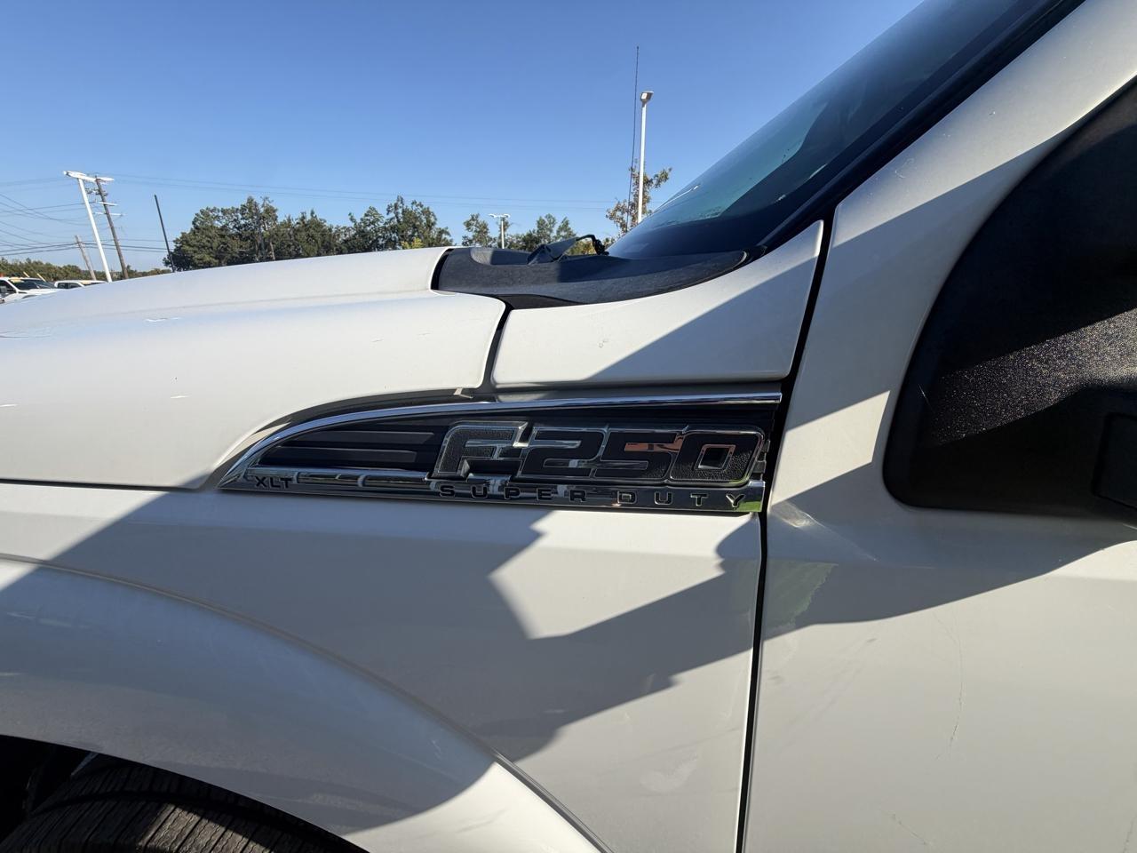 Ford Super Duty F-250 SRW XLT 4WD Crew Cab 6.75' Box 2016
