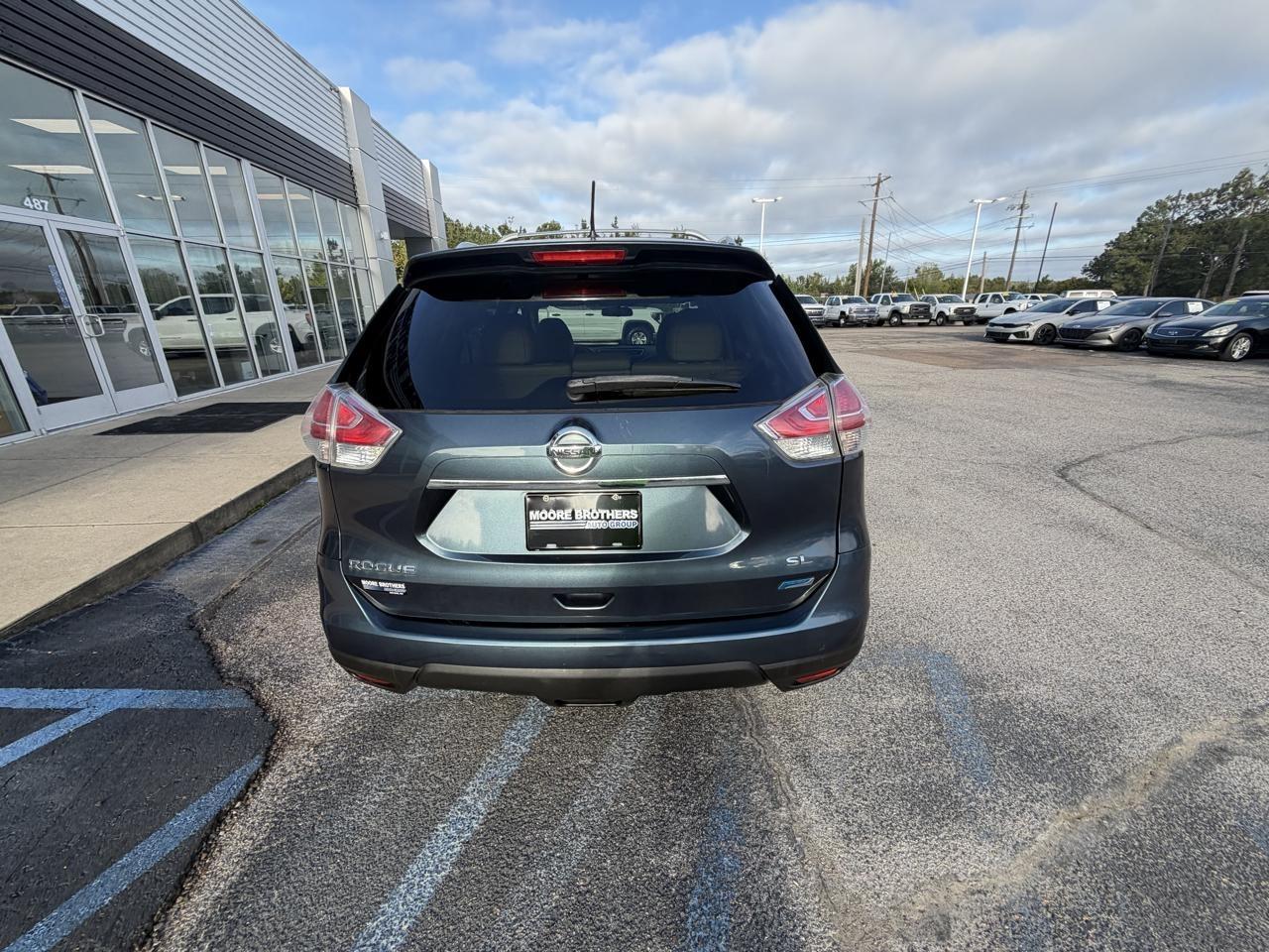 Nissan Rogue FWD 4dr SL 2014