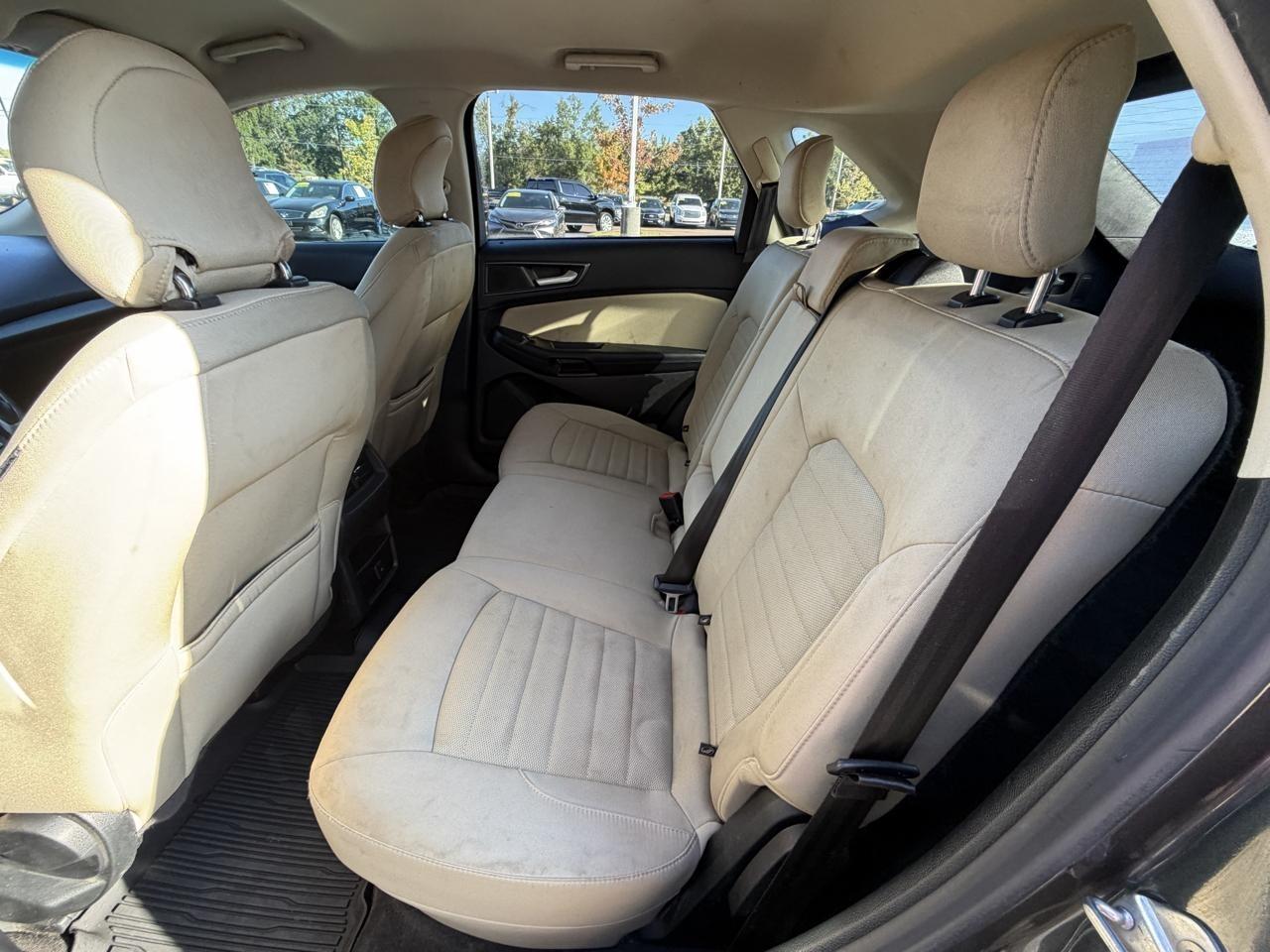 Ford Edge SE FWD 2018