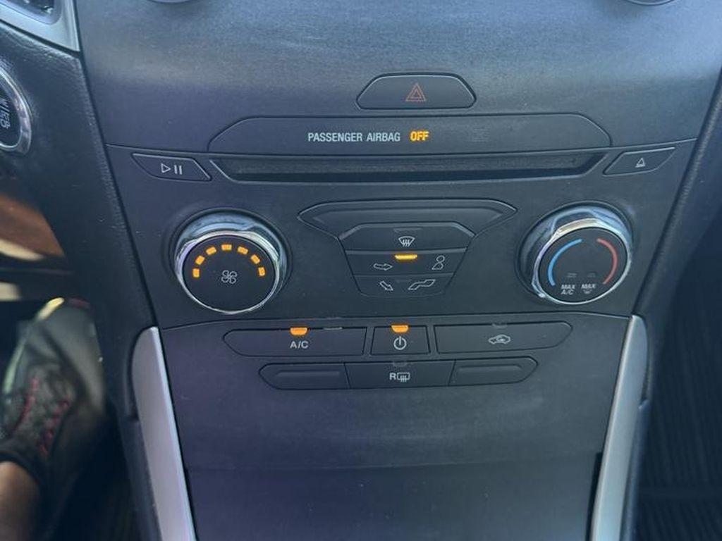 Ford Edge SE FWD 2018
