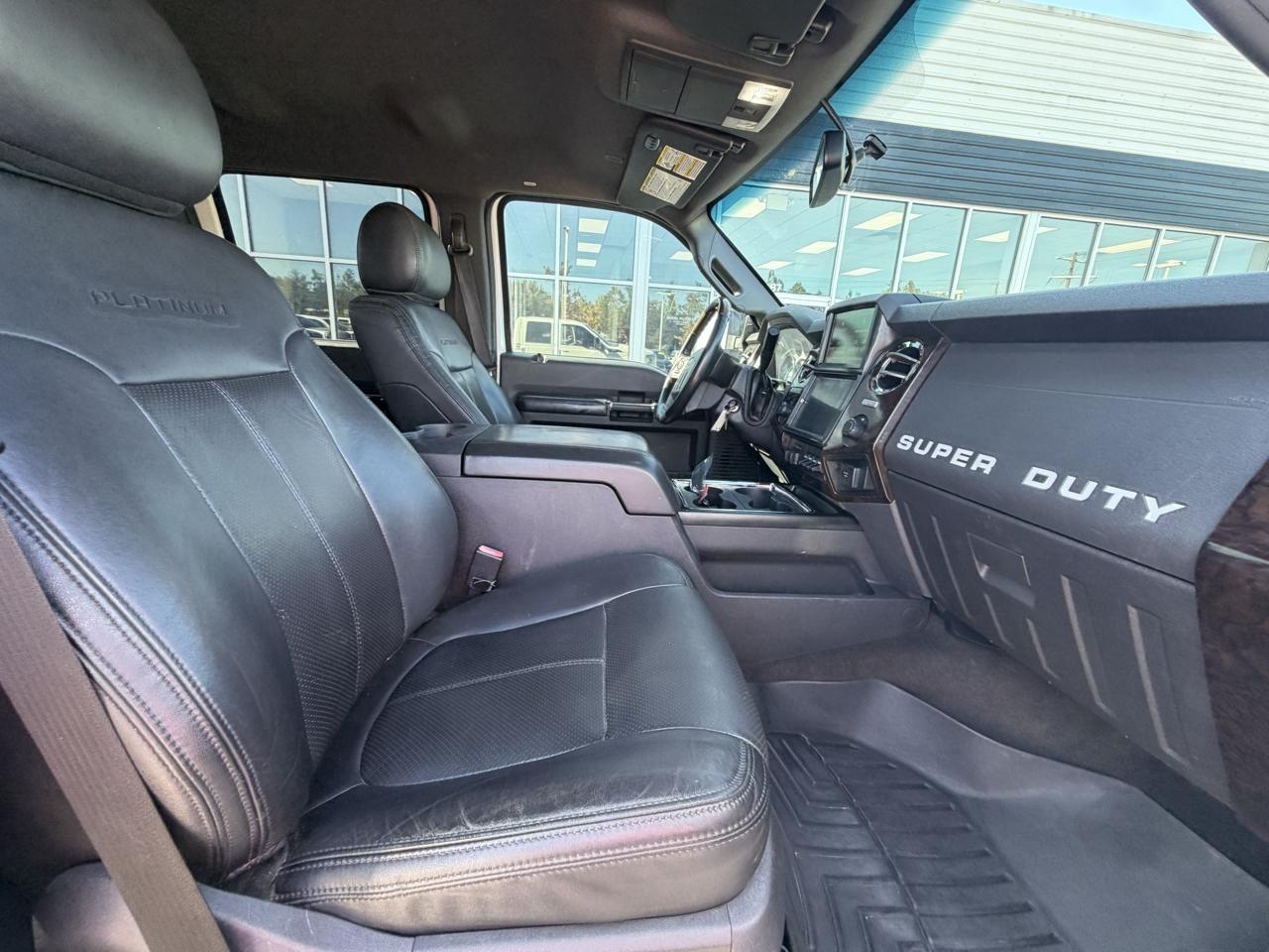 Ford Super Duty F-350 SRW Platinum 4WD Crew Cab 6.75' Box 2014