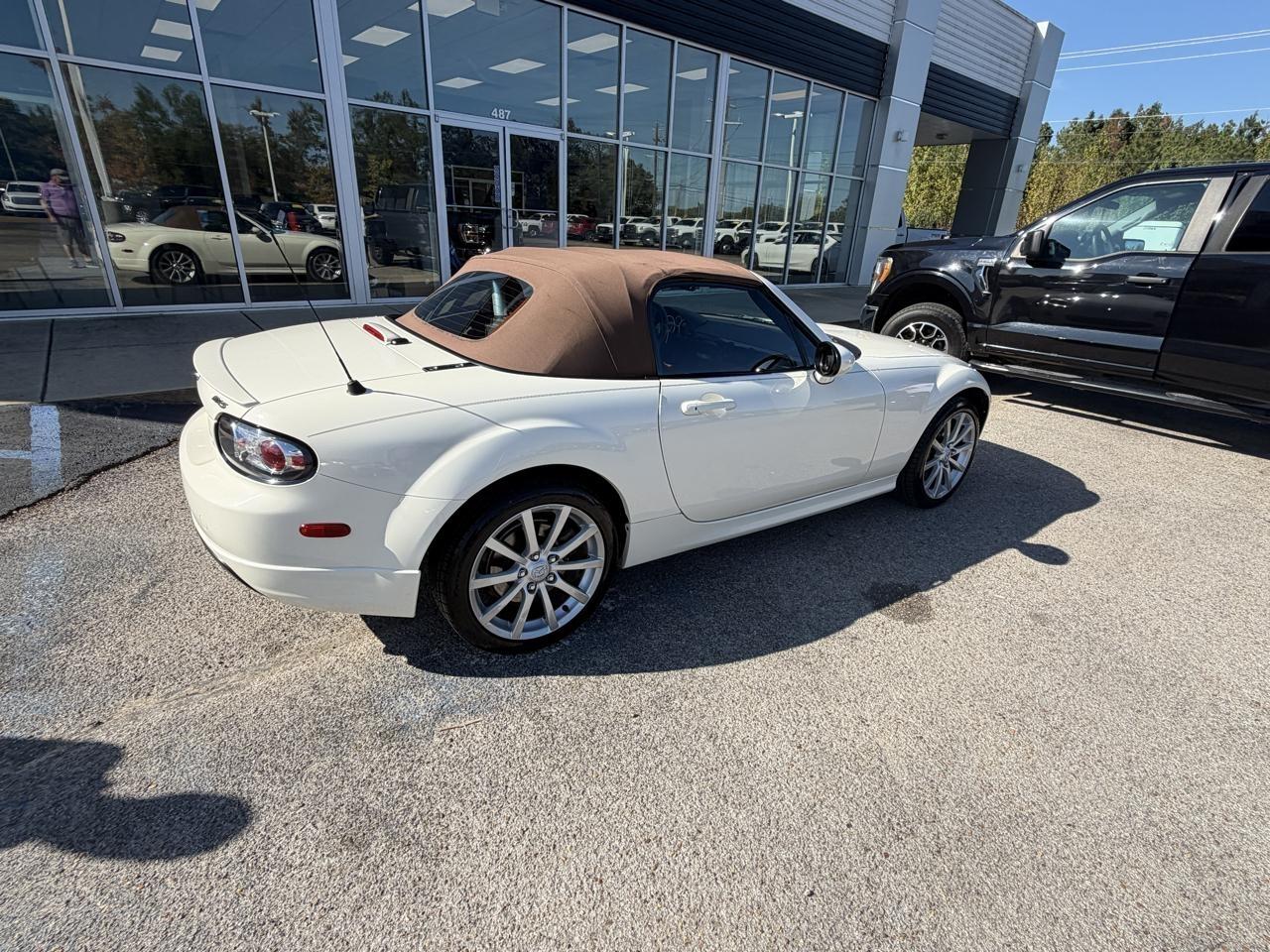 Mazda MX-5 Miata 2dr Conv Auto Grand Touring 2007