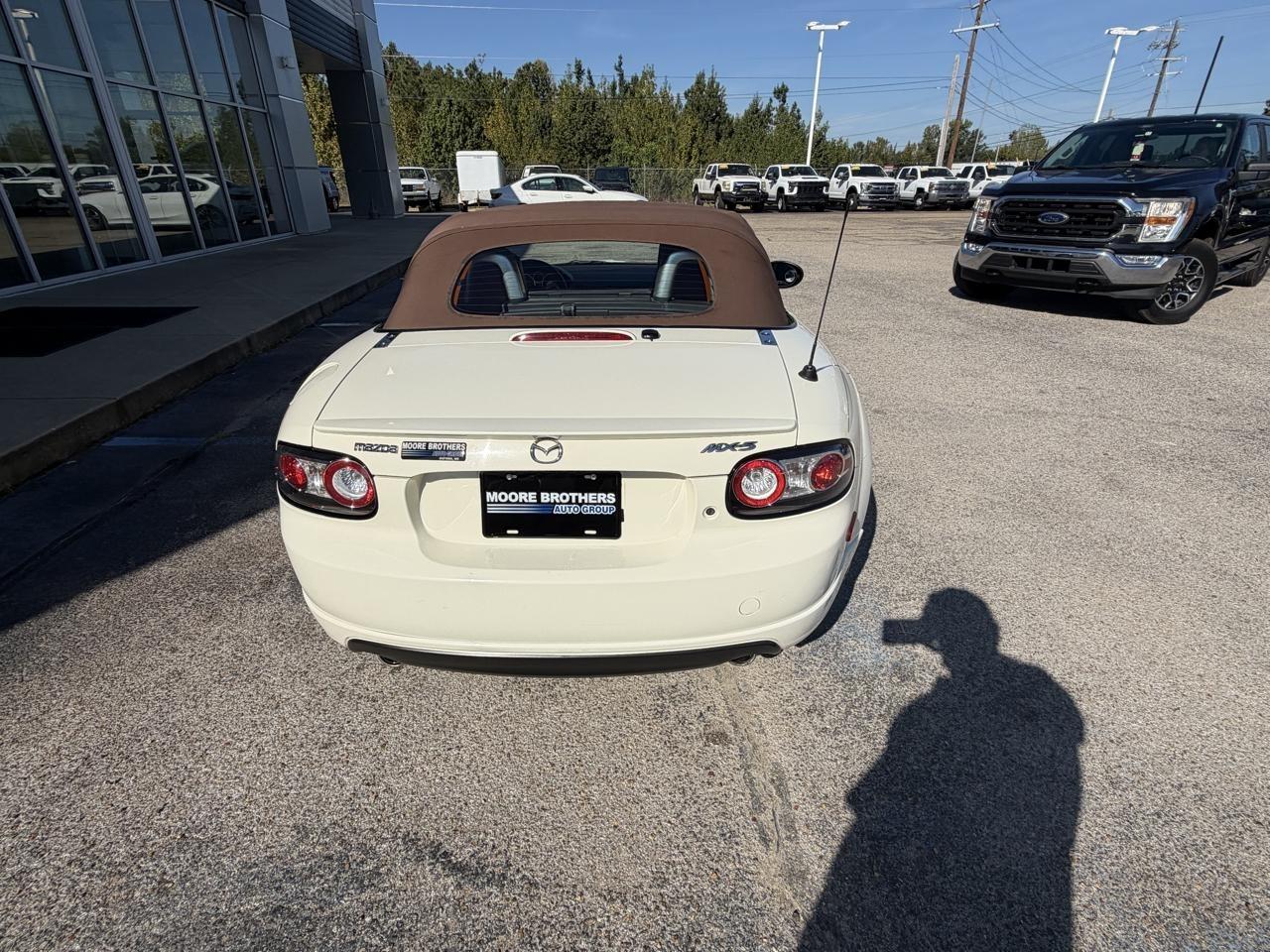 Mazda MX-5 Miata 2dr Conv Auto Grand Touring 2007
