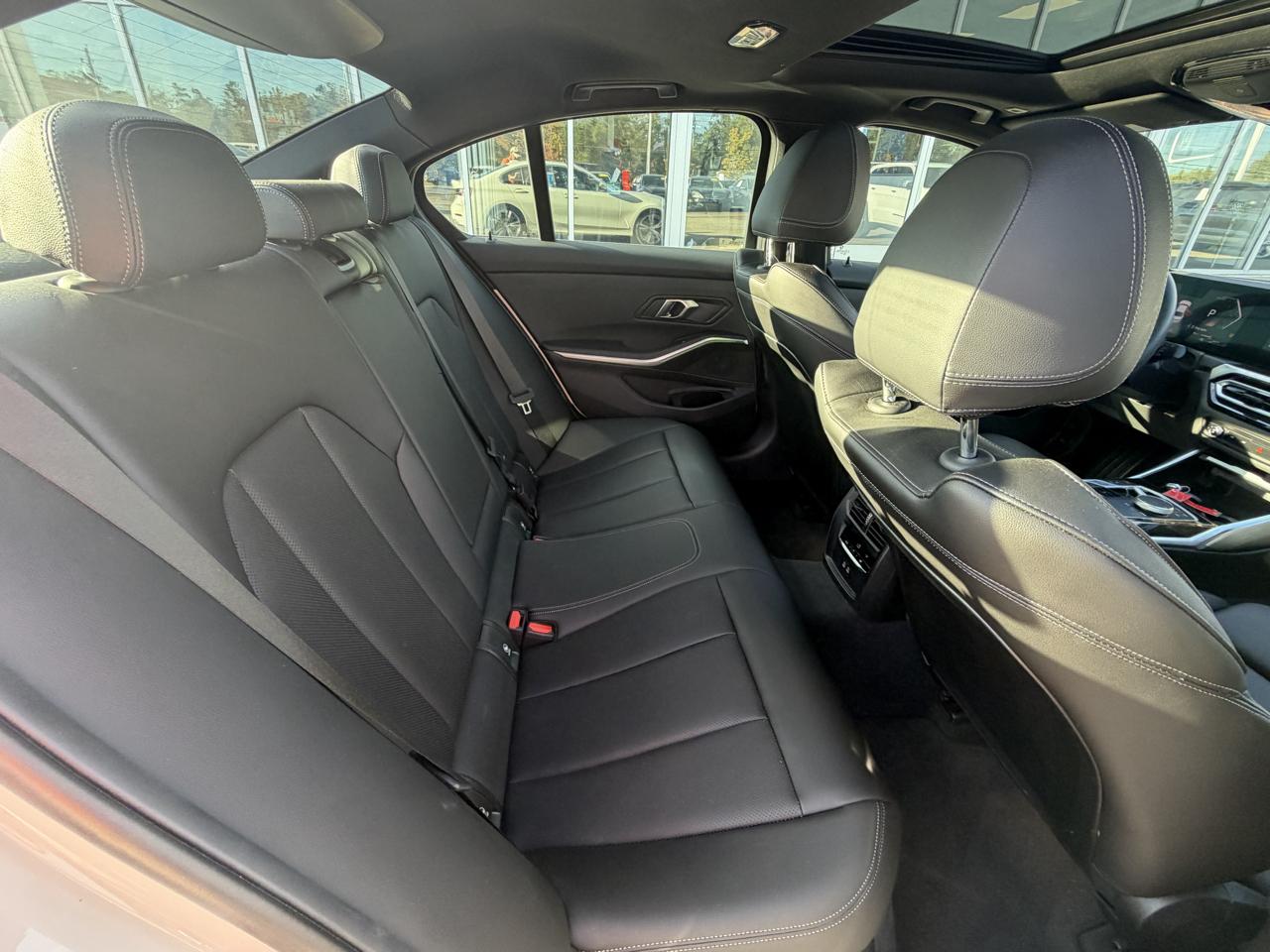 BMW 3 Series 330i Sedan 2024