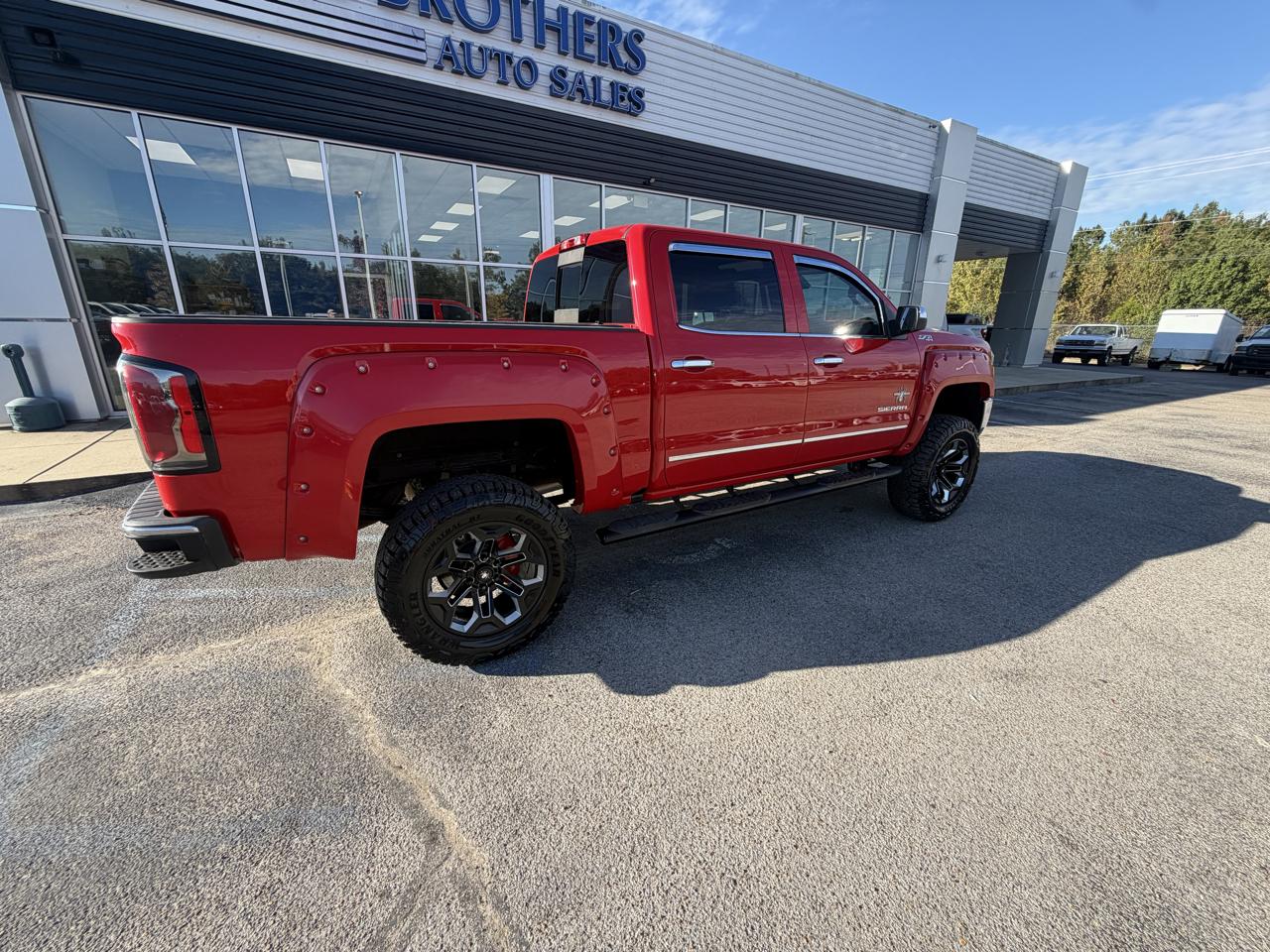 GMC Sierra 1500 4WD Crew Cab 143.5" SLT 2018