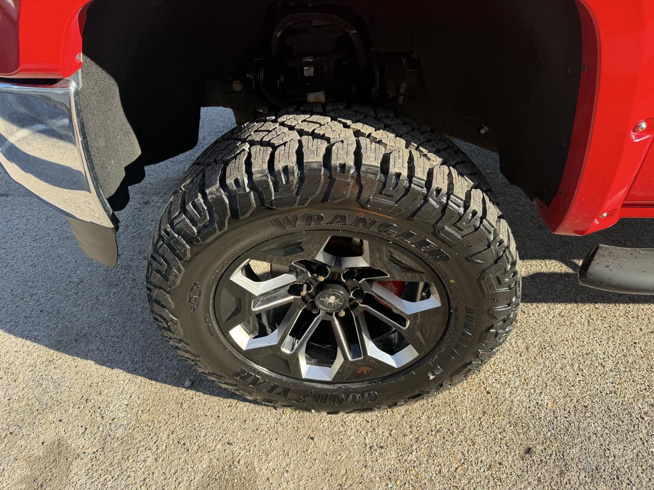 GMC Sierra 1500 4WD Crew Cab 143.5" SLT 2018