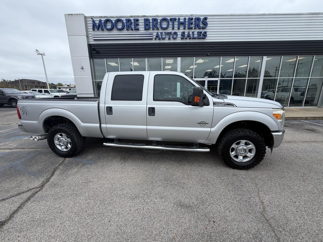 2013 Ford Super Duty F-250 SRW XLT 4WD Crew Cab 6.75' Box