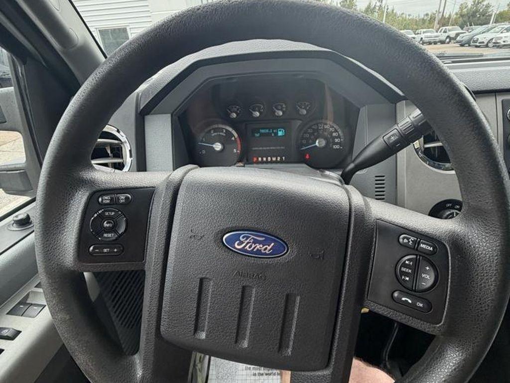 Ford Super Duty F-250 SRW XLT 4WD Crew Cab 6.75' Box 2013