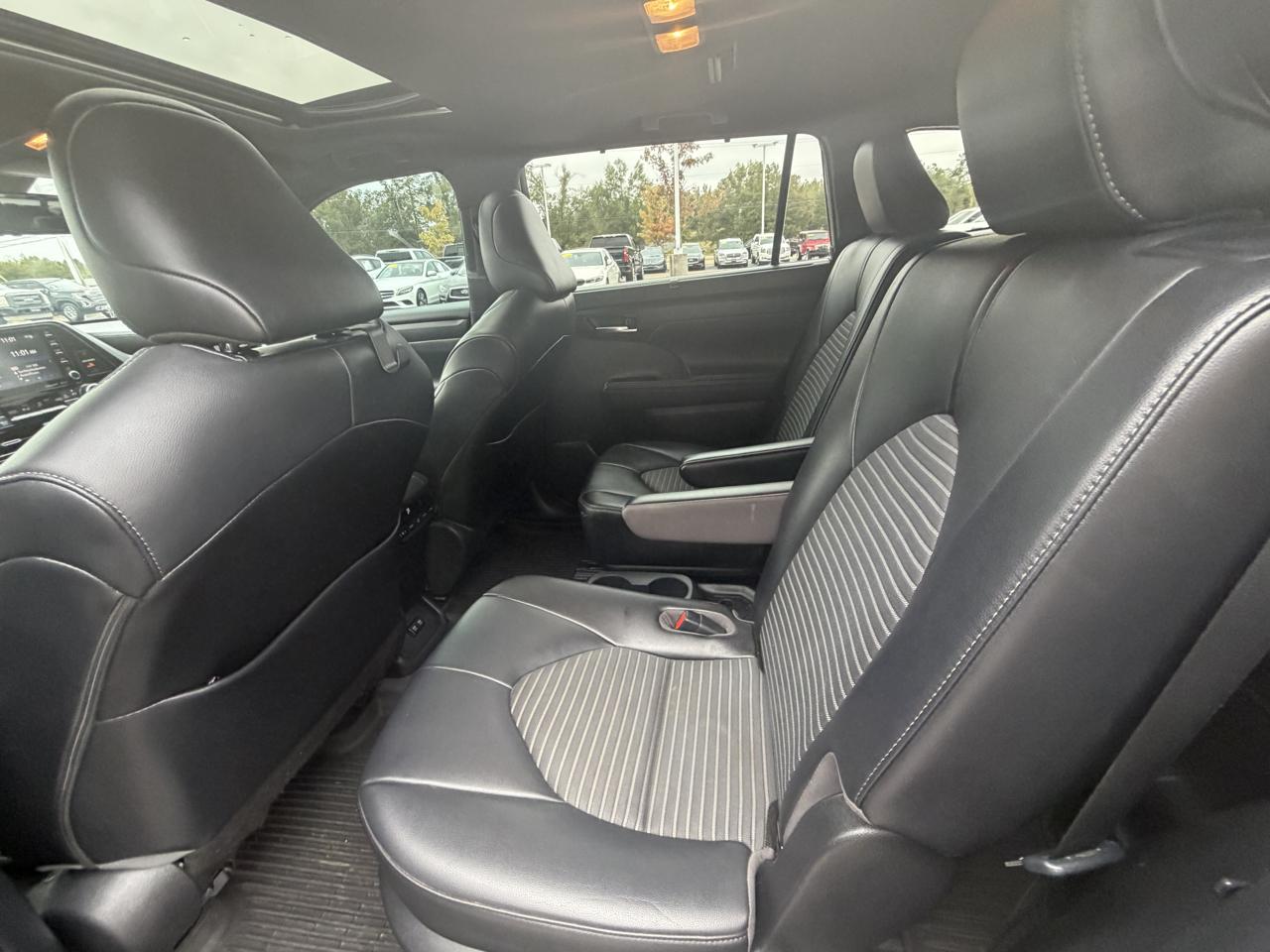 Toyota Highlander XSE FWD (Natl) 2021