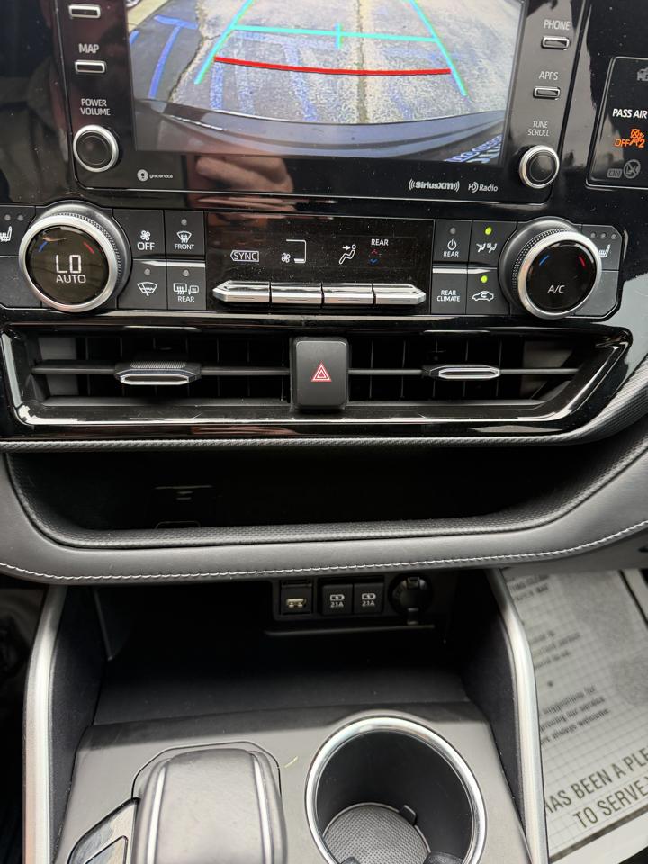 Toyota Highlander XSE FWD (Natl) 2021