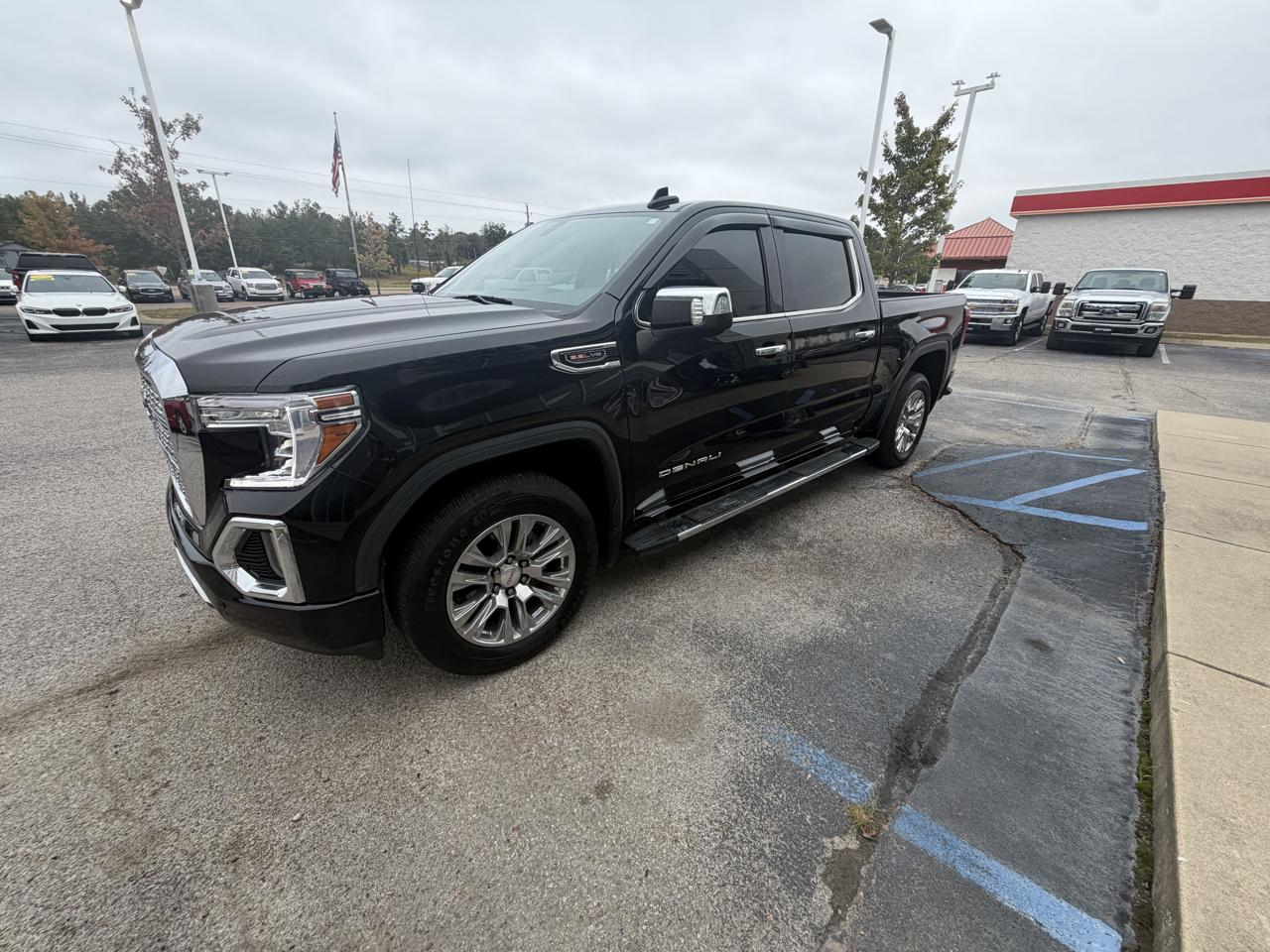GMC Sierra 1500 4WD Crew Cab 147" Denali 2021