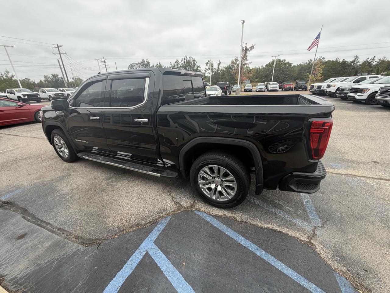 GMC Sierra 1500 4WD Crew Cab 147" Denali 2021