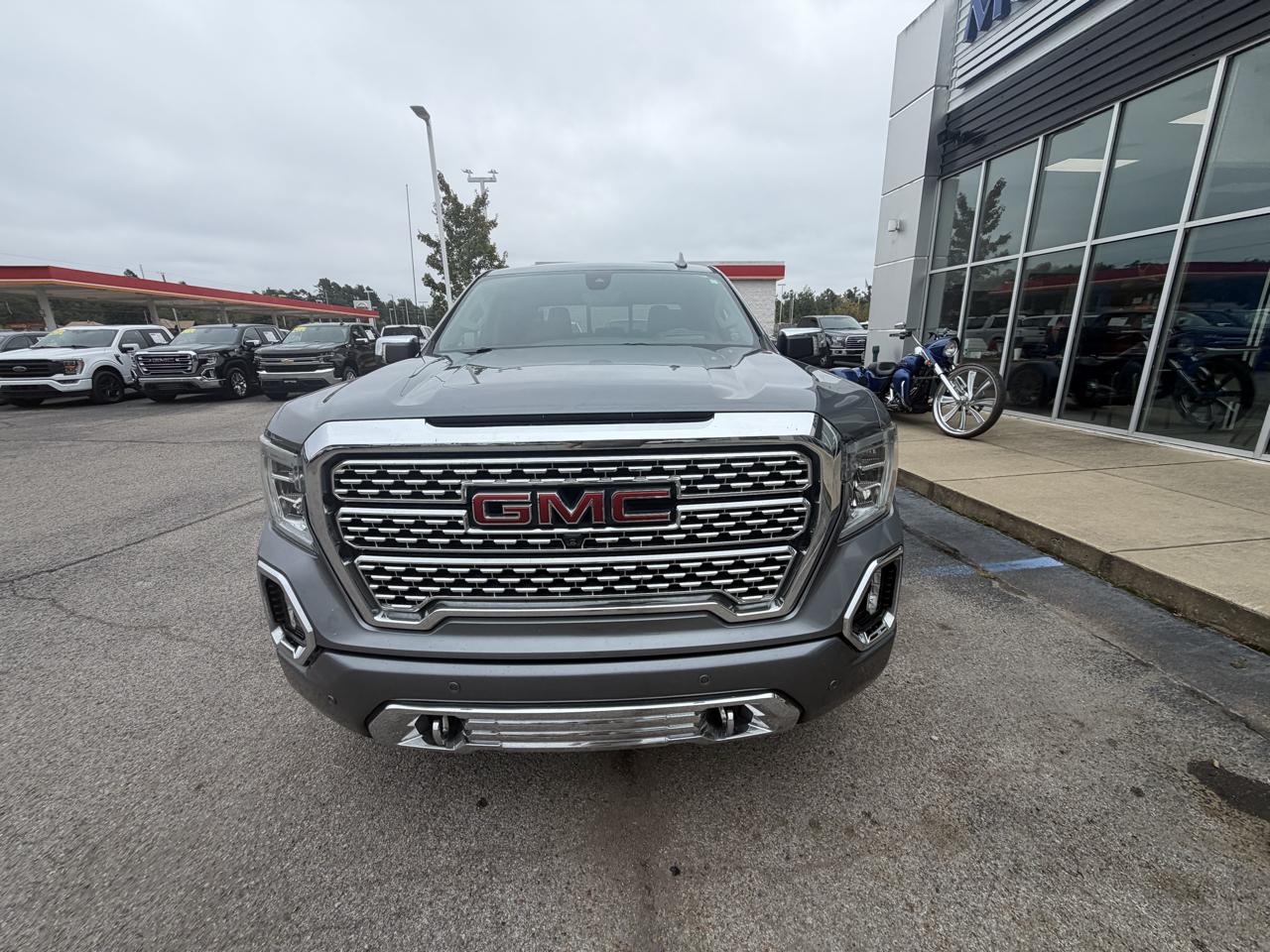 GMC Sierra 1500 4WD Crew Cab 147" Denali 2020