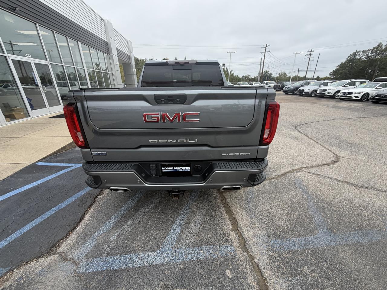 GMC Sierra 1500 4WD Crew Cab 147" Denali 2020