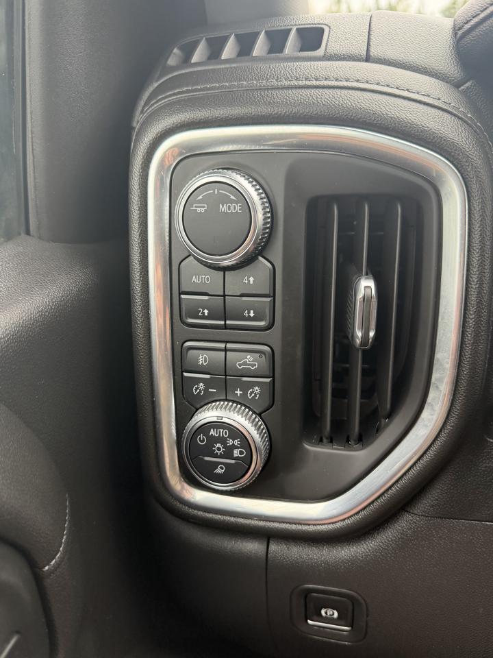GMC Sierra 1500 4WD Crew Cab 147" Denali 2020
