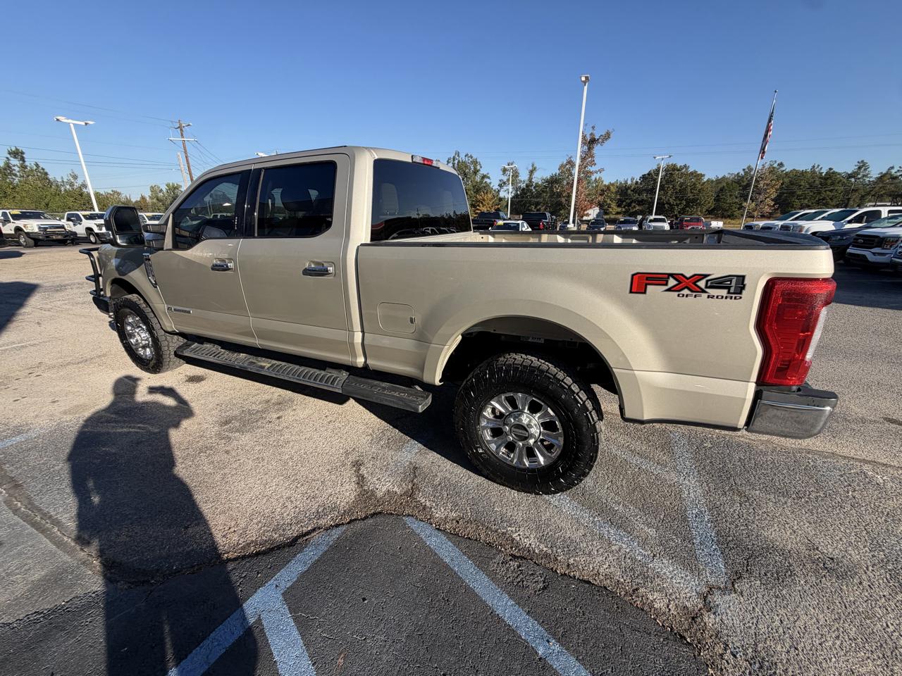 Ford Super Duty F-250 SRW XLT 4WD Crew Cab 8' Box 2018