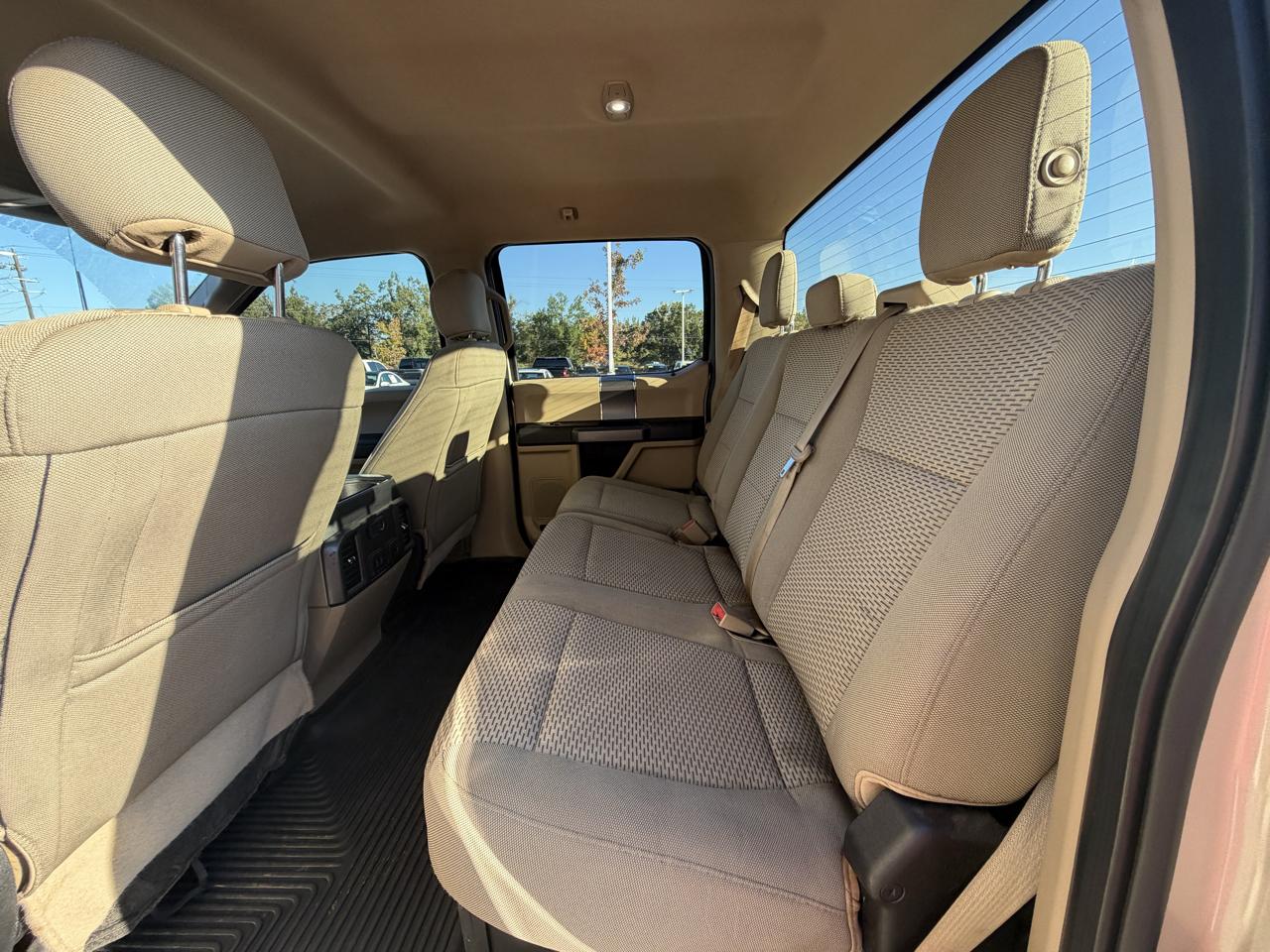 Ford Super Duty F-250 SRW XLT 4WD Crew Cab 8' Box 2018