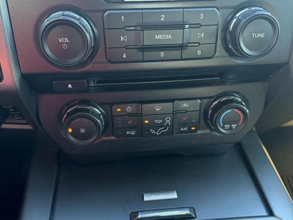 Ford Super Duty F-250 SRW XLT 4WD Crew Cab 8' Box 2018