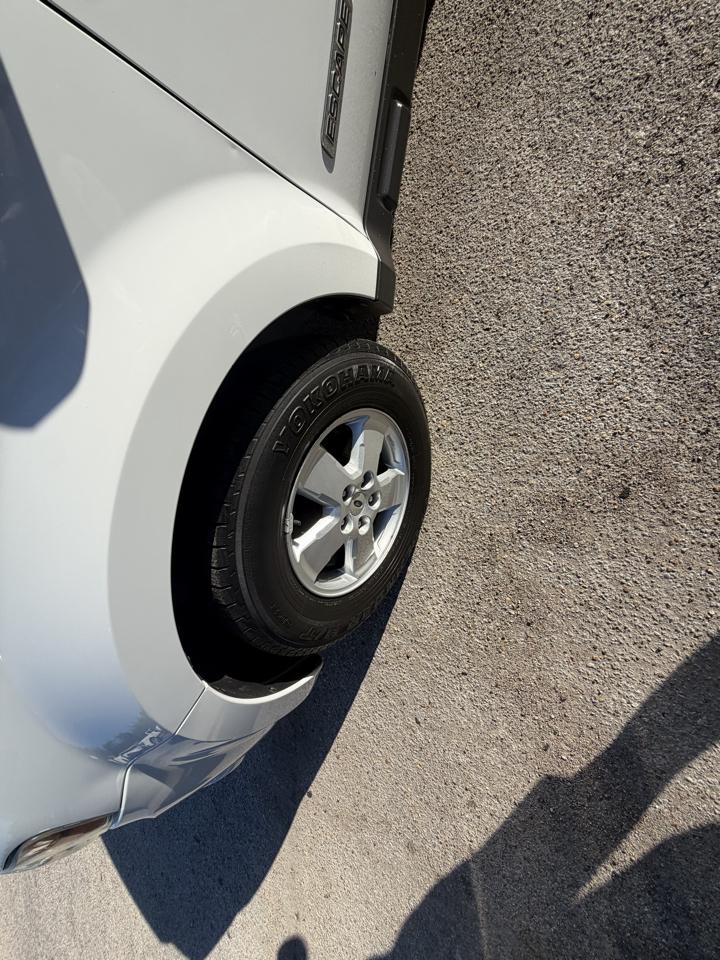 Ford Escape FWD 4dr I4 Auto XLT 2008