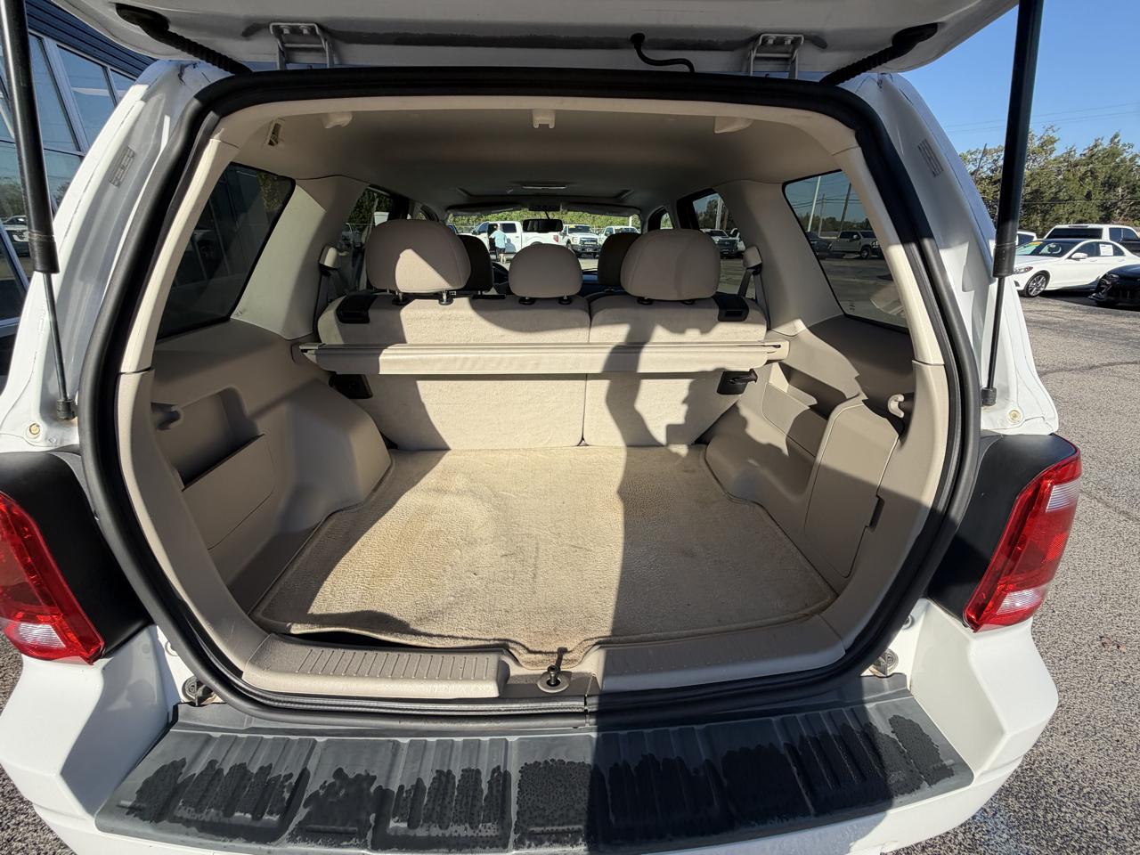 Ford Escape FWD 4dr I4 Auto XLT 2008