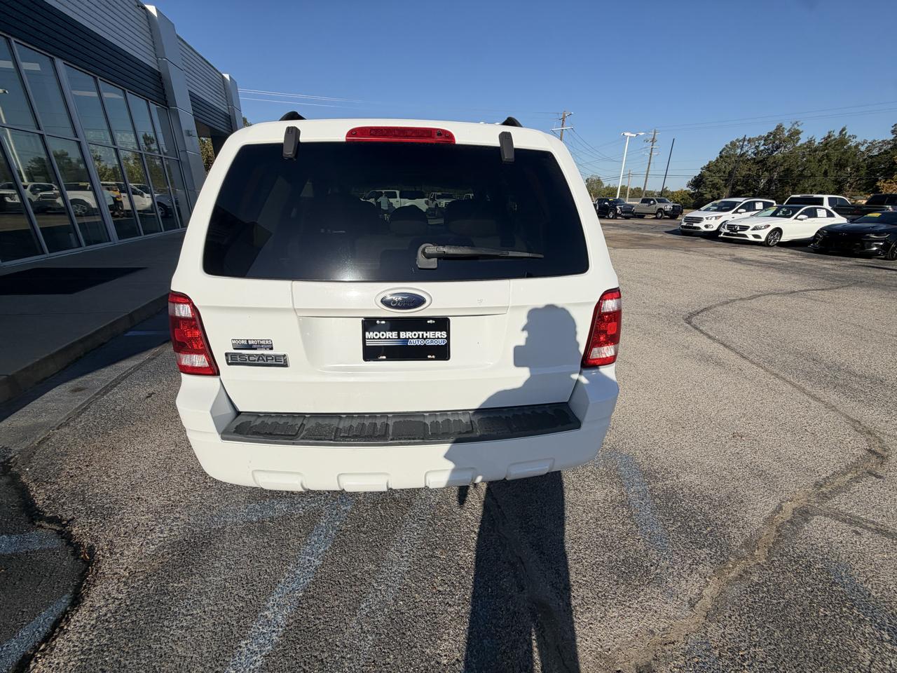 Ford Escape FWD 4dr I4 Auto XLT 2008