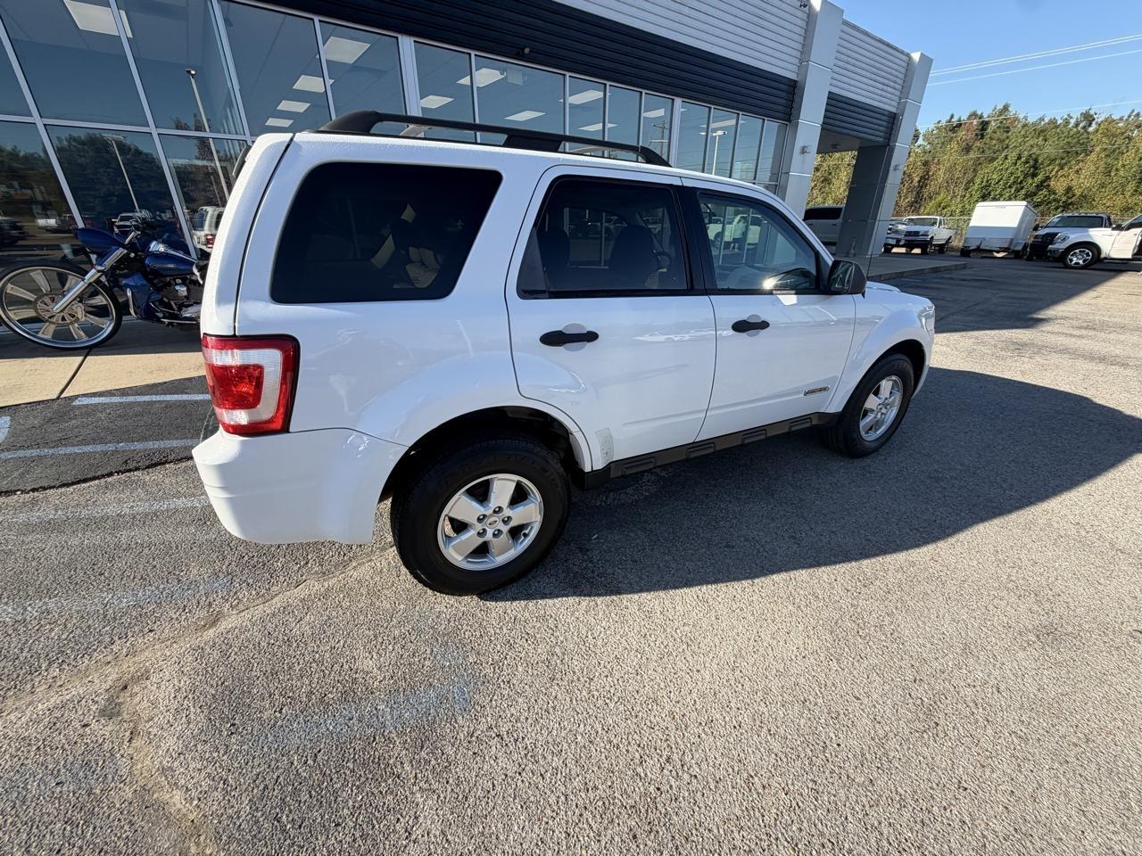 Ford Escape FWD 4dr I4 Auto XLT 2008