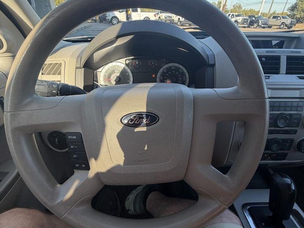 Ford Escape FWD 4dr I4 Auto XLT 2008