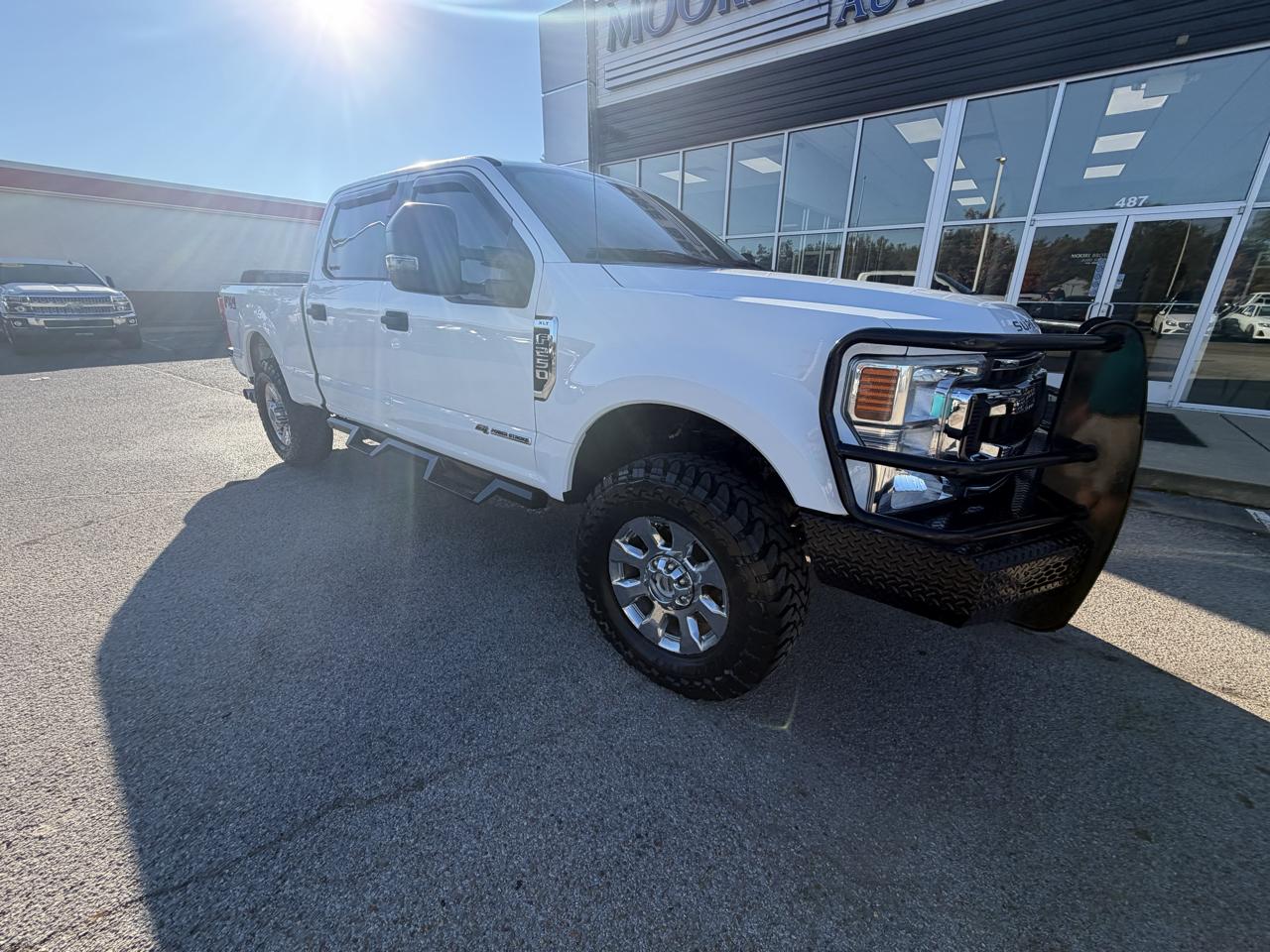 Ford Super Duty F-250 SRW XLT 4WD Crew Cab 8' Box 2020