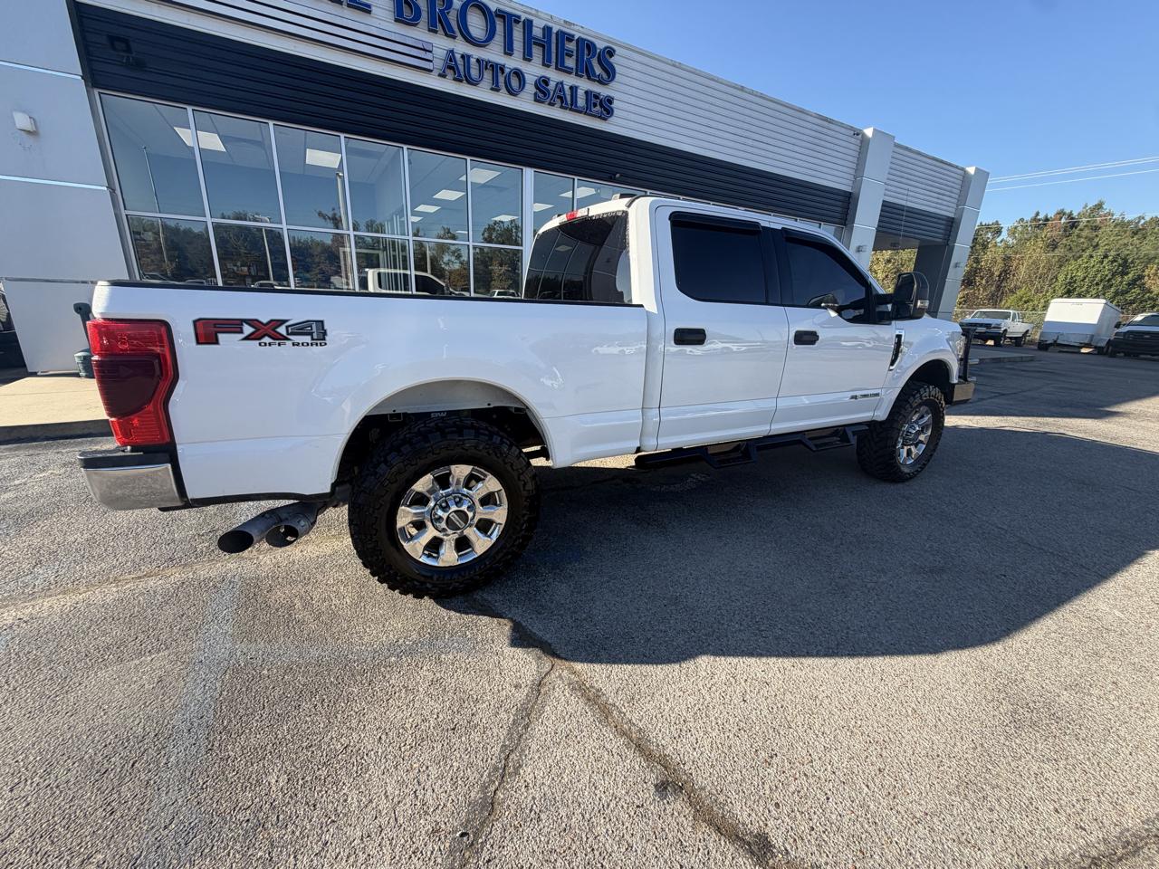 Ford Super Duty F-250 SRW XLT 4WD Crew Cab 8' Box 2020