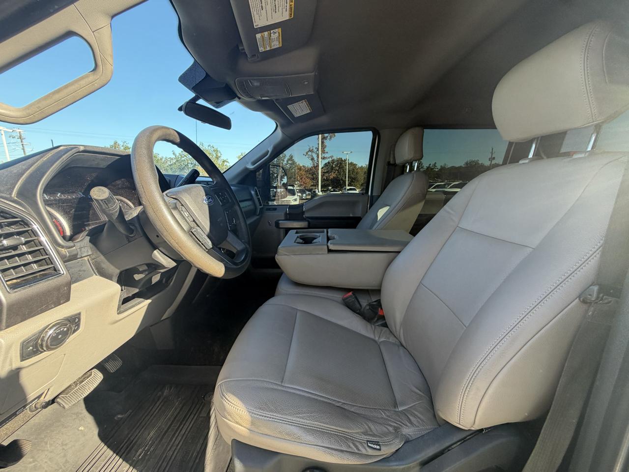 Ford Super Duty F-250 SRW XLT 4WD Crew Cab 8' Box 2020