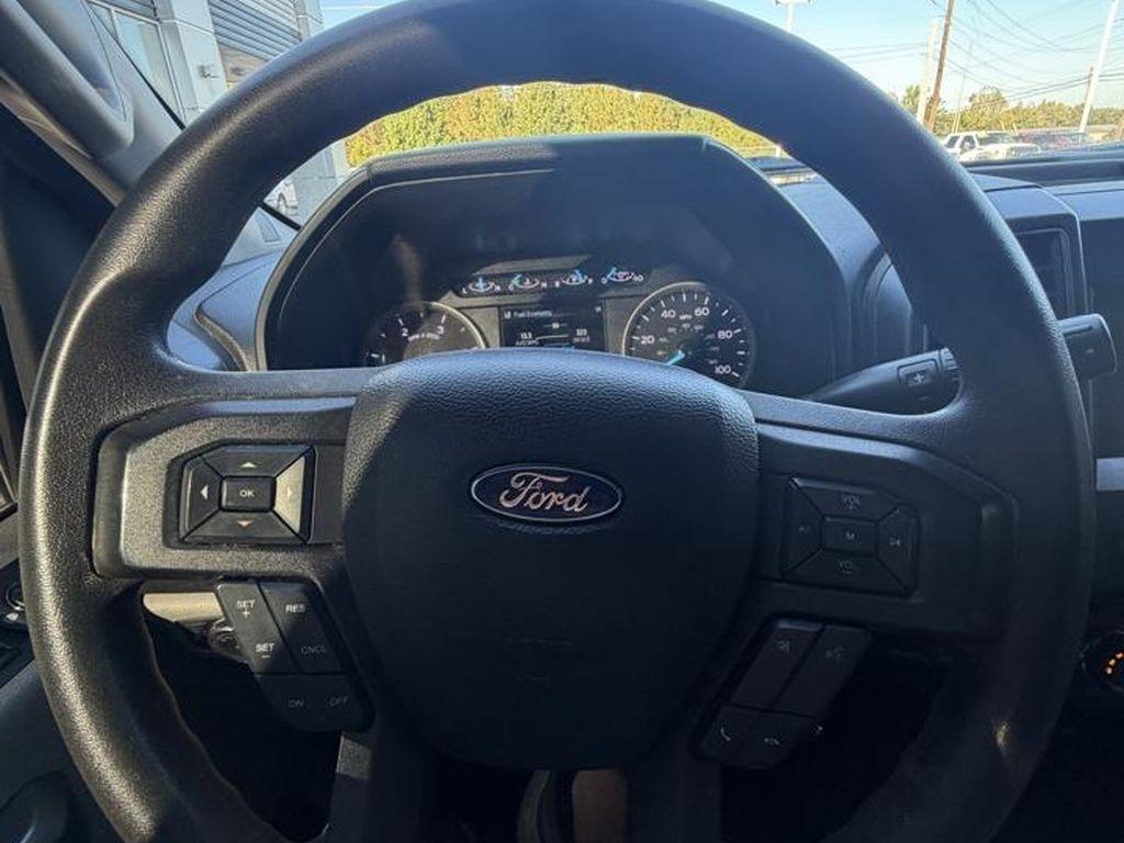 Ford Super Duty F-250 SRW XLT 4WD Crew Cab 8' Box 2020