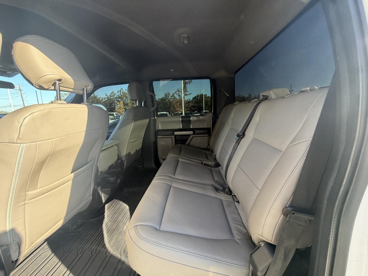 Ford Super Duty F-250 SRW XLT 4WD Crew Cab 8' Box 2020